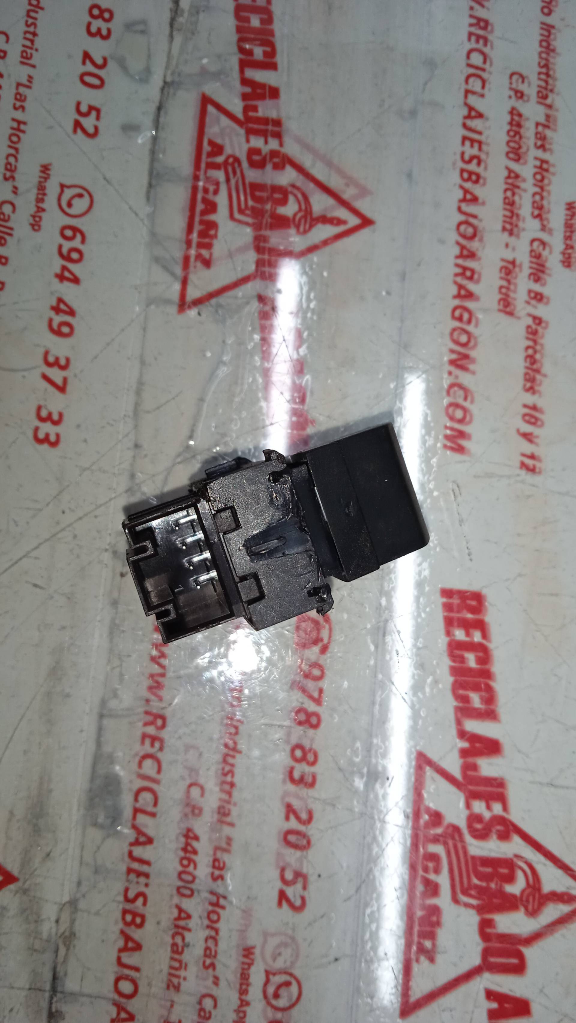 MANDO ELEVALUNAS TRASERO IZQUIERDO VOLKSWAGEN PASS DCZ