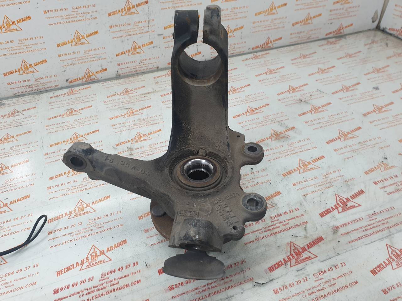 MANGUETA DELANTERA IZQUIERDA FORD FOCUS 