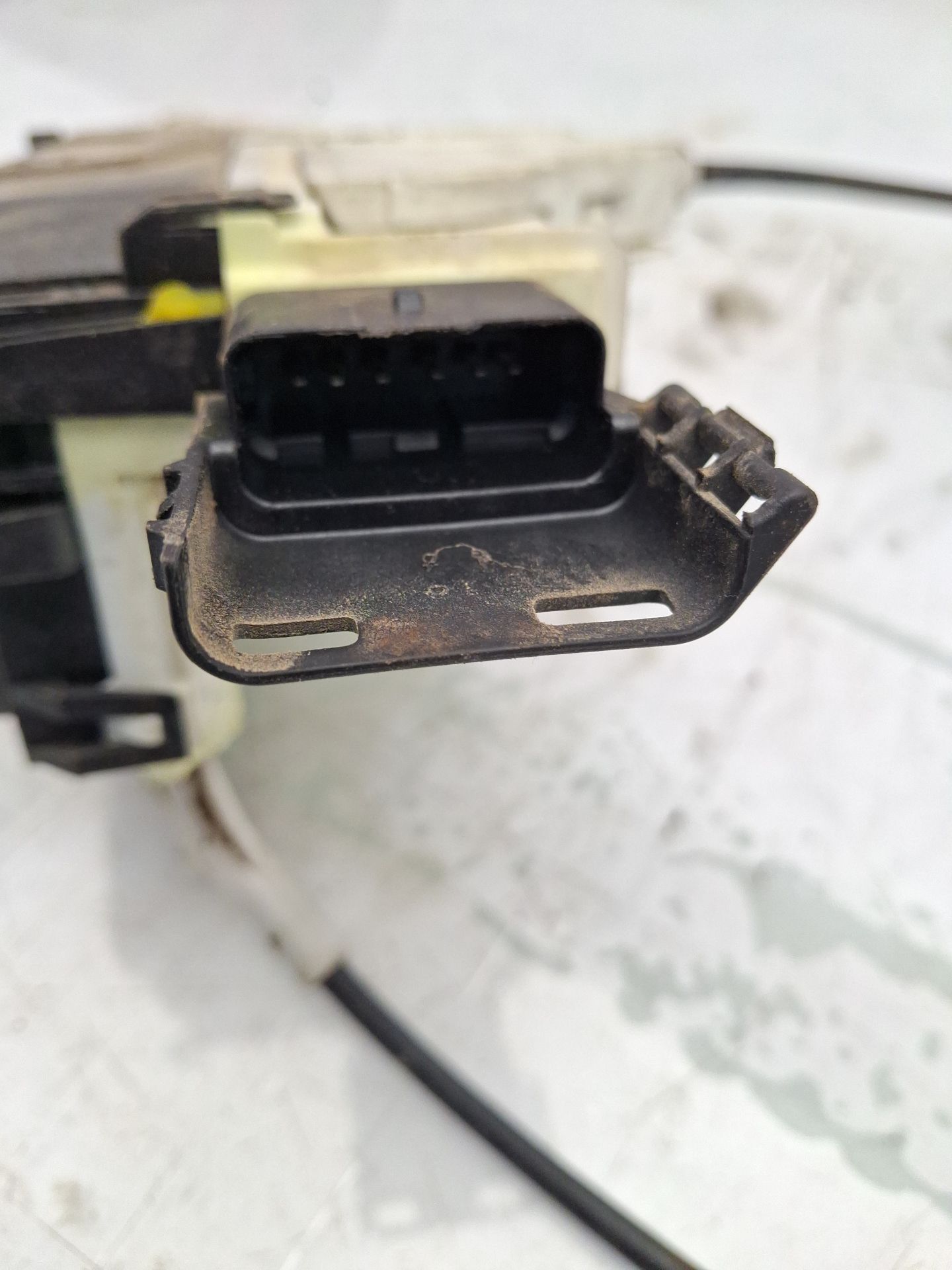 CERRADURA PUERTA DELANTERA IZQUIERDA CITROEN BERLI 