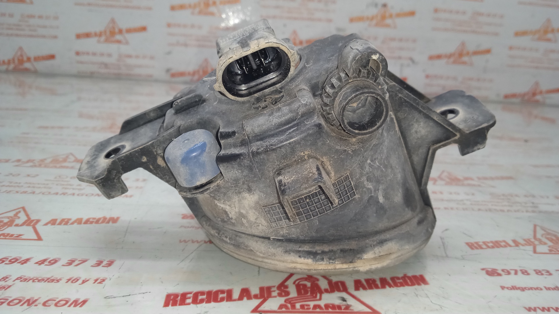 FARO ANTINIEBLA IZQUIERDO RENAULT CLIO K9K T7