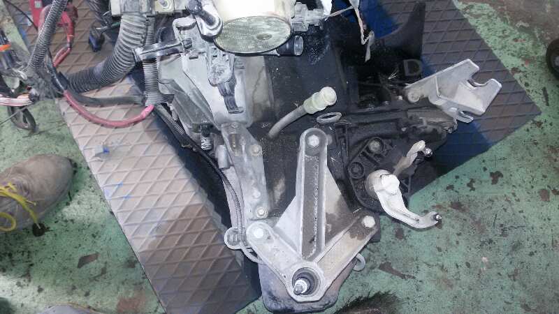 CAJA CAMBIOS RENAULT SC?NIC K9K F7