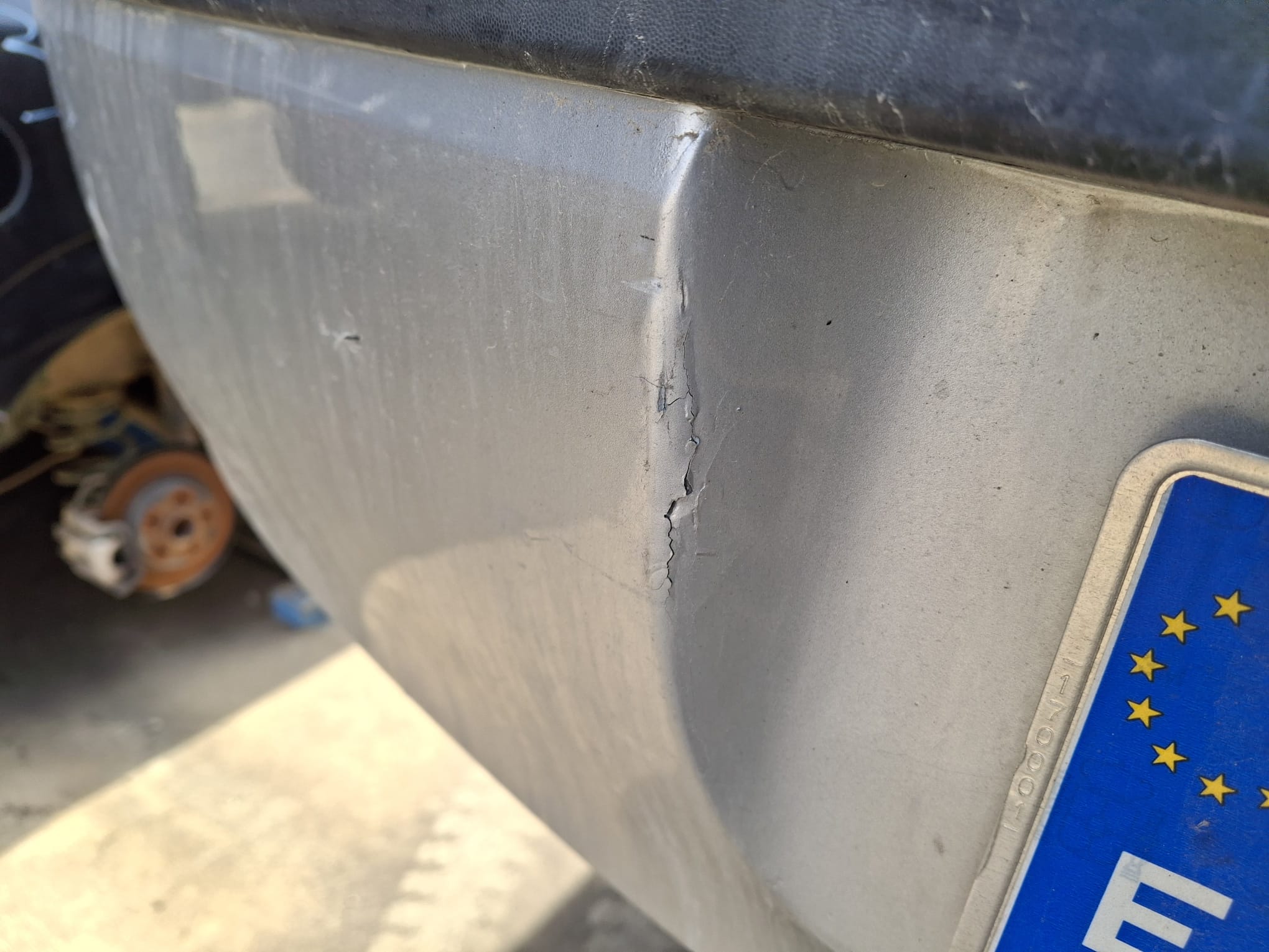 PARAGOLPES TRASERO OPEL CORSA 