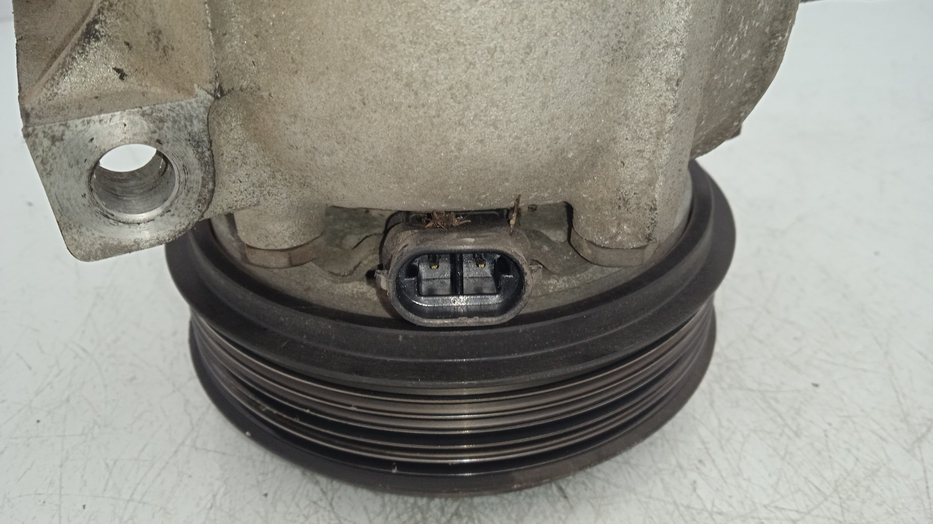 COMPRESOR AIRE ACONDICIONADO RENAULT LAGUNA F9Q C7