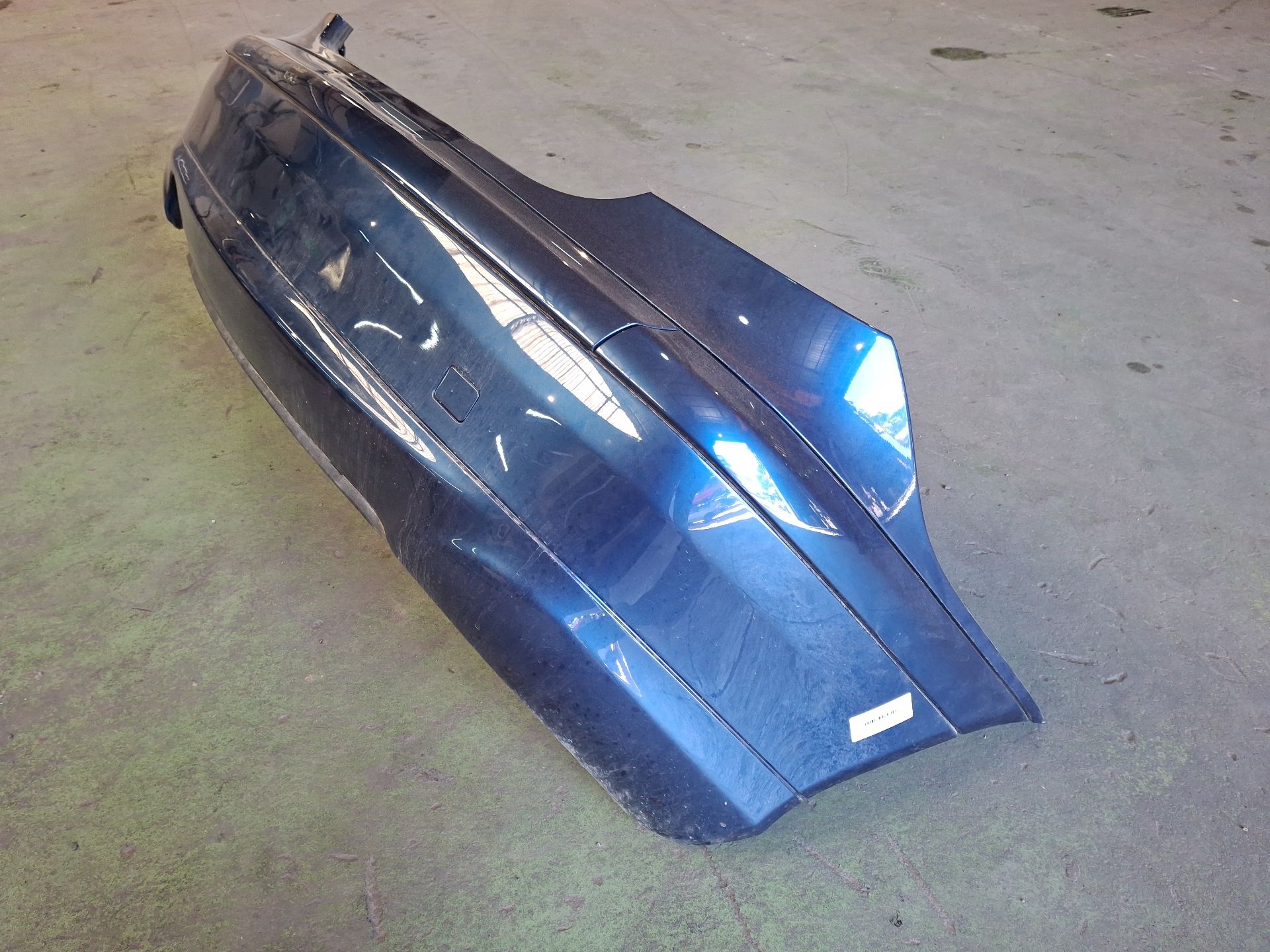 PARAGOLPES TRASERO MERCEDES-BENZ CLASE C 