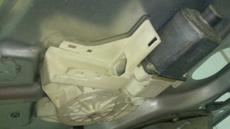 ELEVALUNAS DELANTERO IZQUIERDO FORD FOCUS G8DA