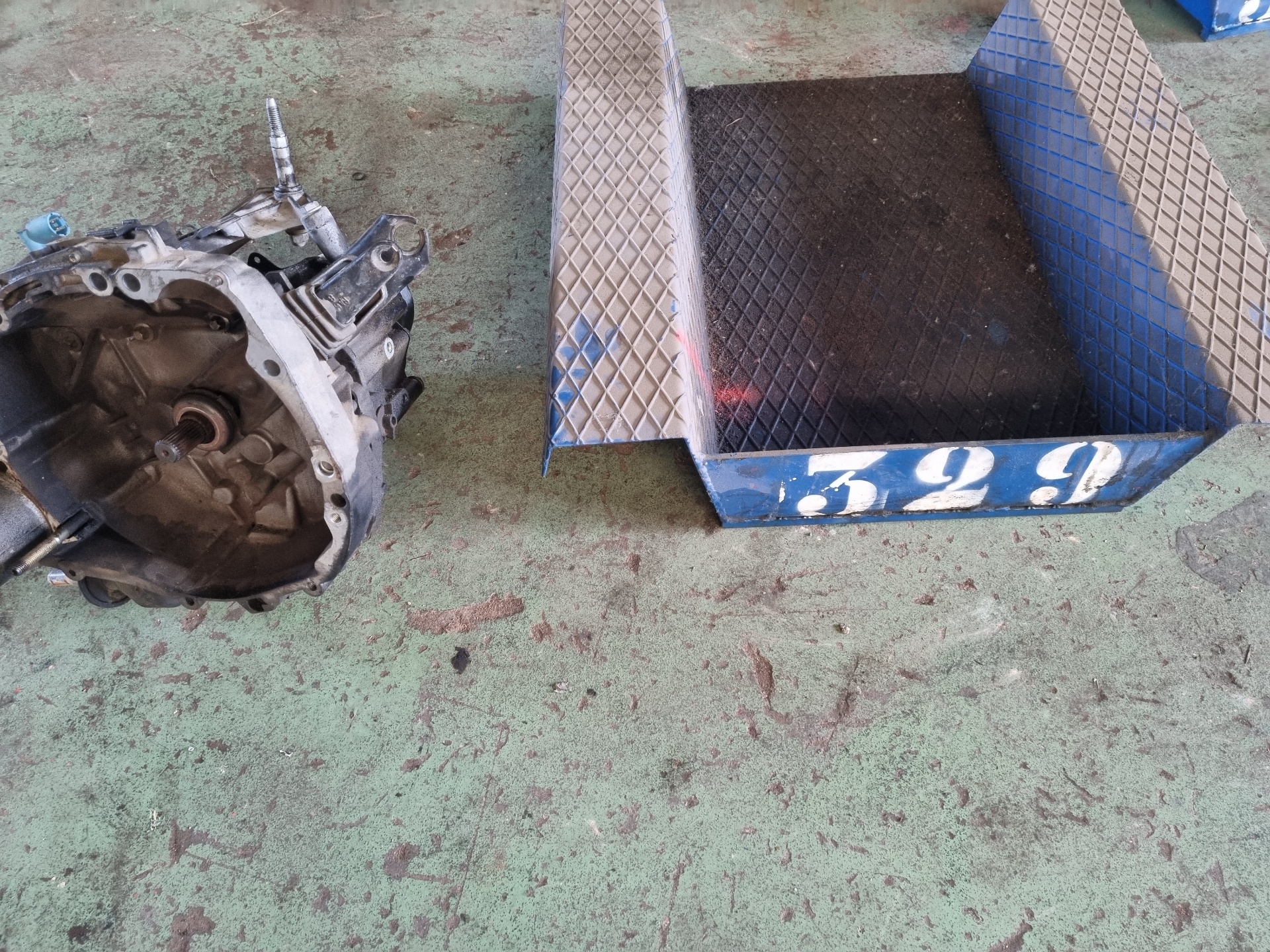 CAJA CAMBIOS RENAULT CLIO D7F G7