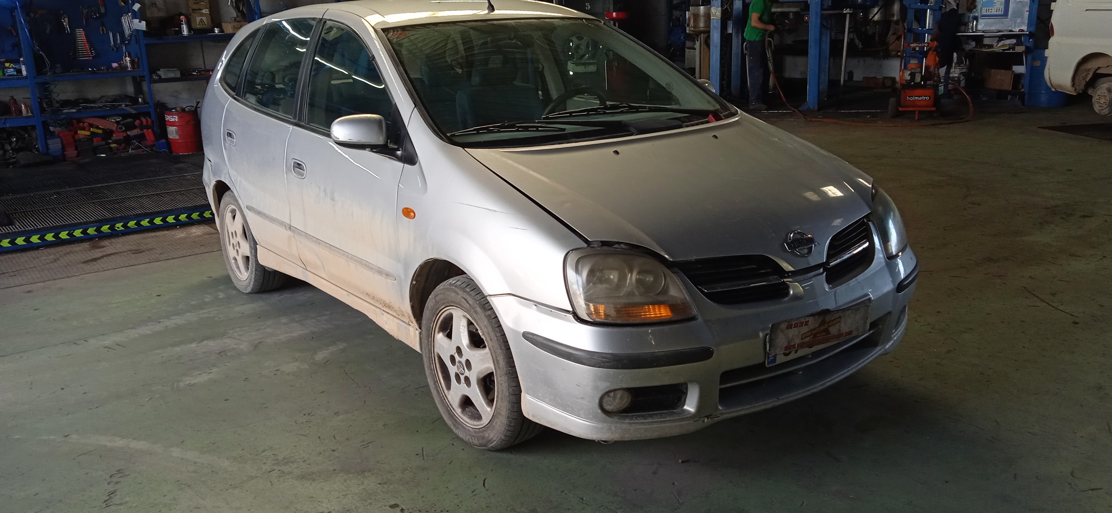 RETROVISOR IZQUIERDO NISSAN ALMERA YD22