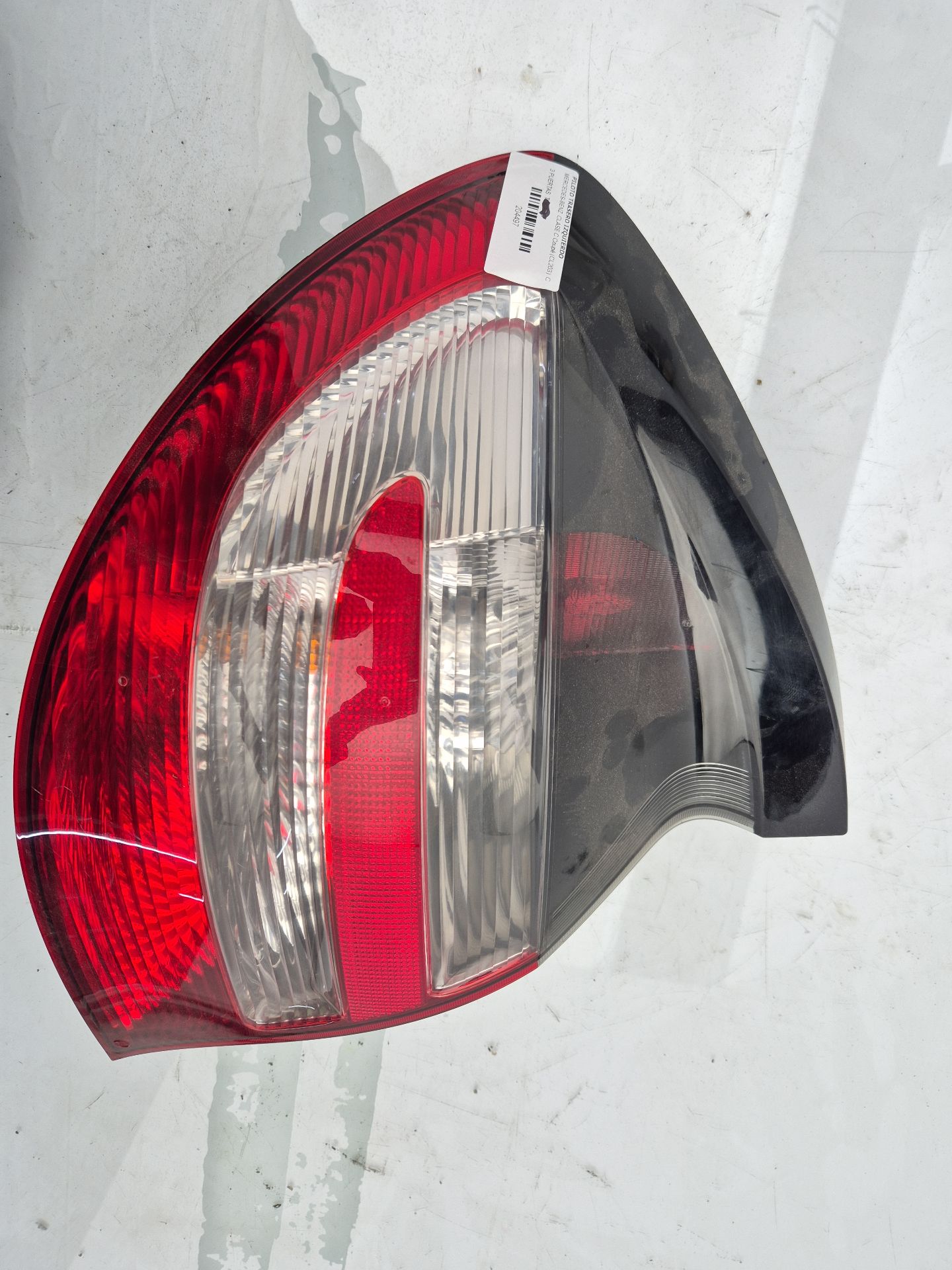 PILOTO TRASERO IZQUIERDO MERCEDES-BENZ CLASE C 