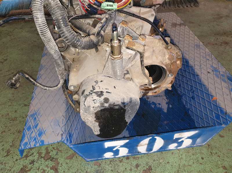 CAJA CAMBIOS RENAULT CLIO D7F