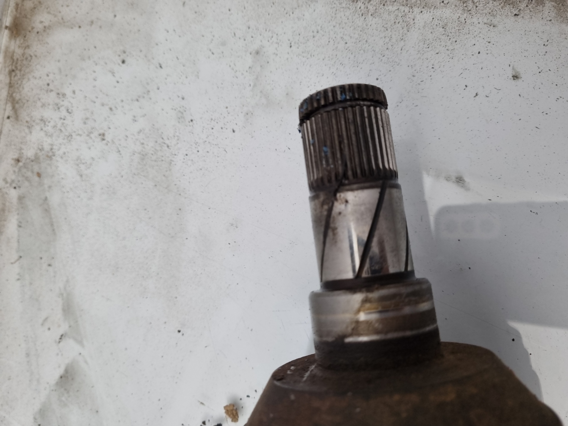 TRANSMISION DELANTERA DERECHA OPEL ZAFIRA Y20DTH