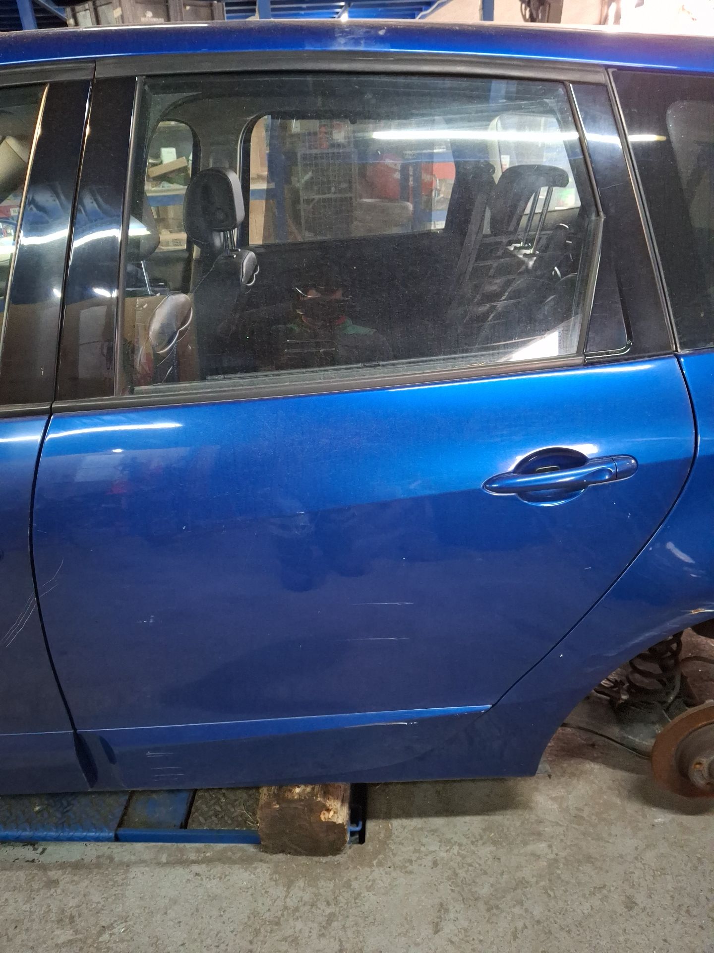 ASIENTO DELANTERO DERECHO RENAULT SC?NIC 