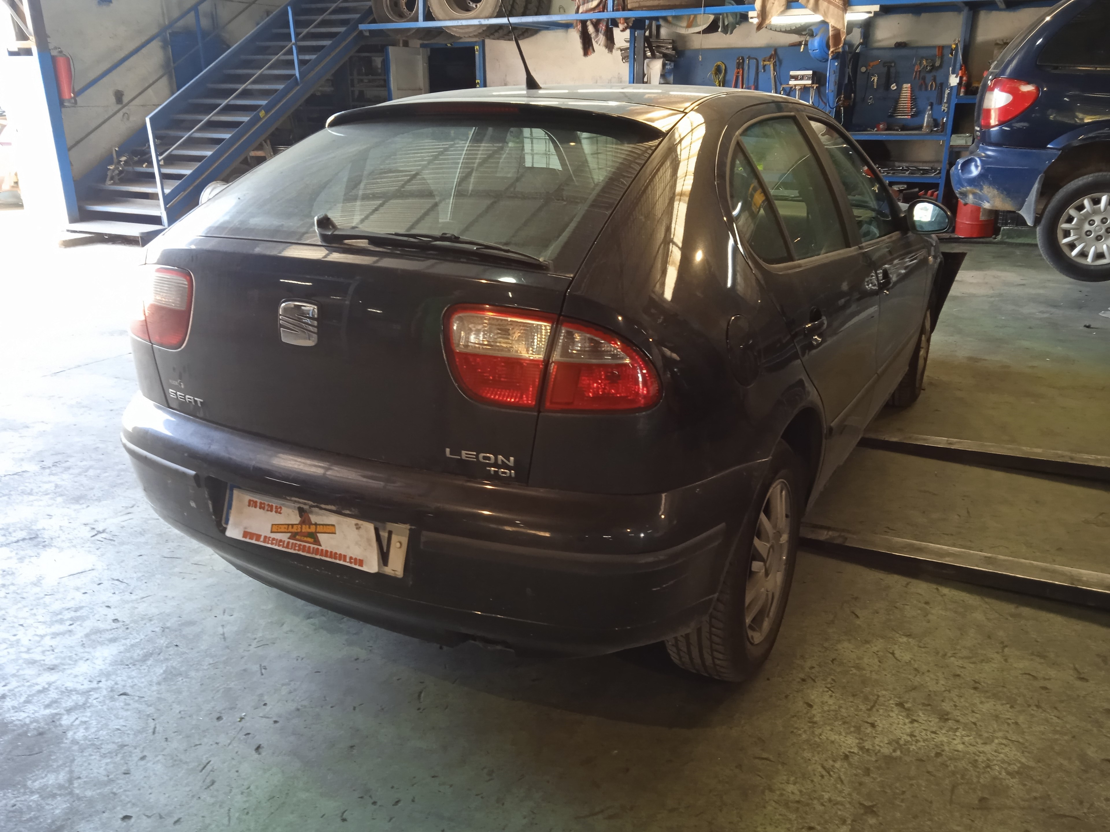 PILOTO TRASERO DERECHO SEAT LEON ALH