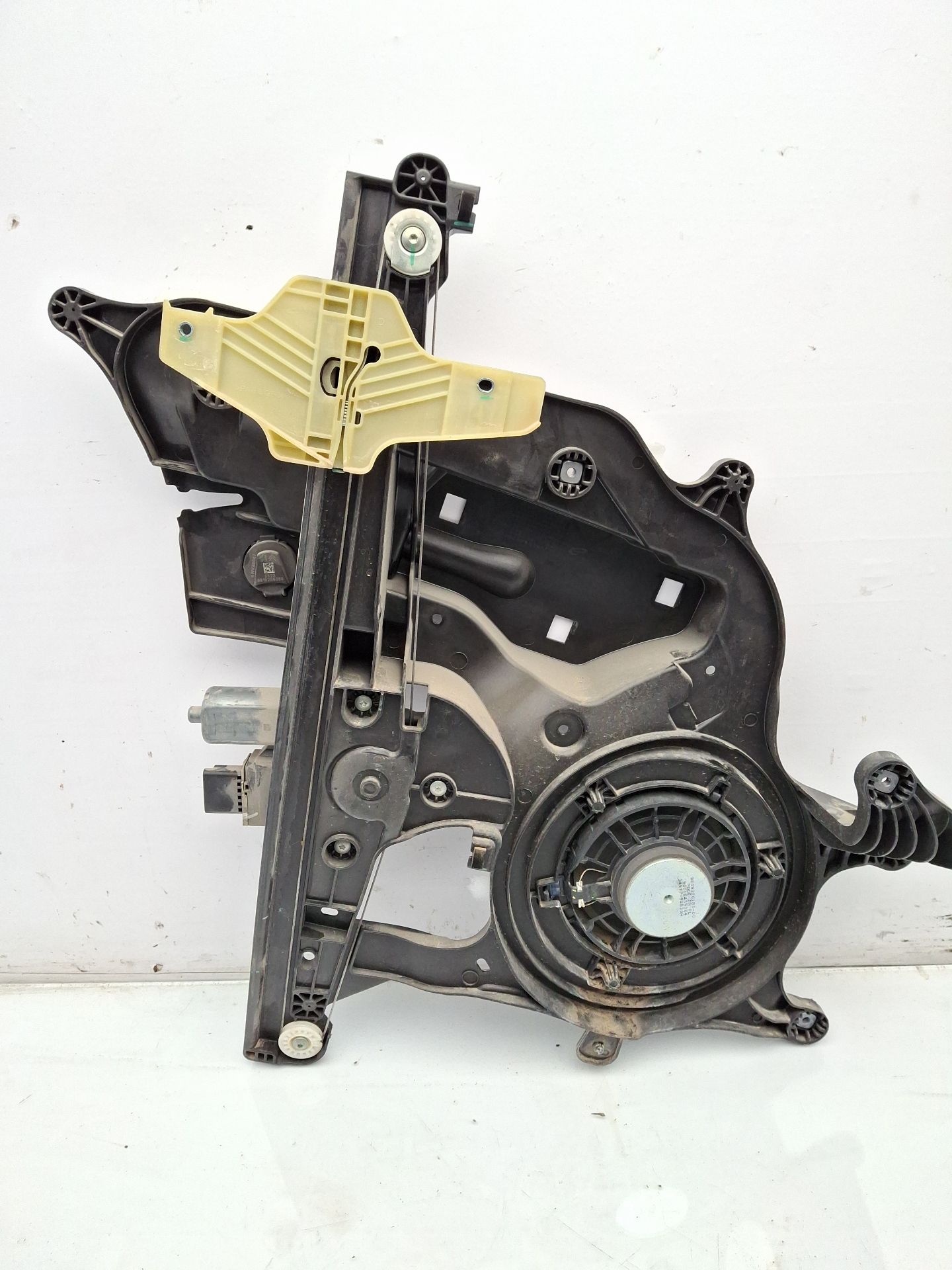 ELEVALUNAS DELANTERO DERECHO PEUGEOT RIFTER 