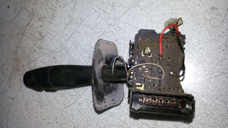 MANDO LUCES RENAULT MEGANE F8Q620