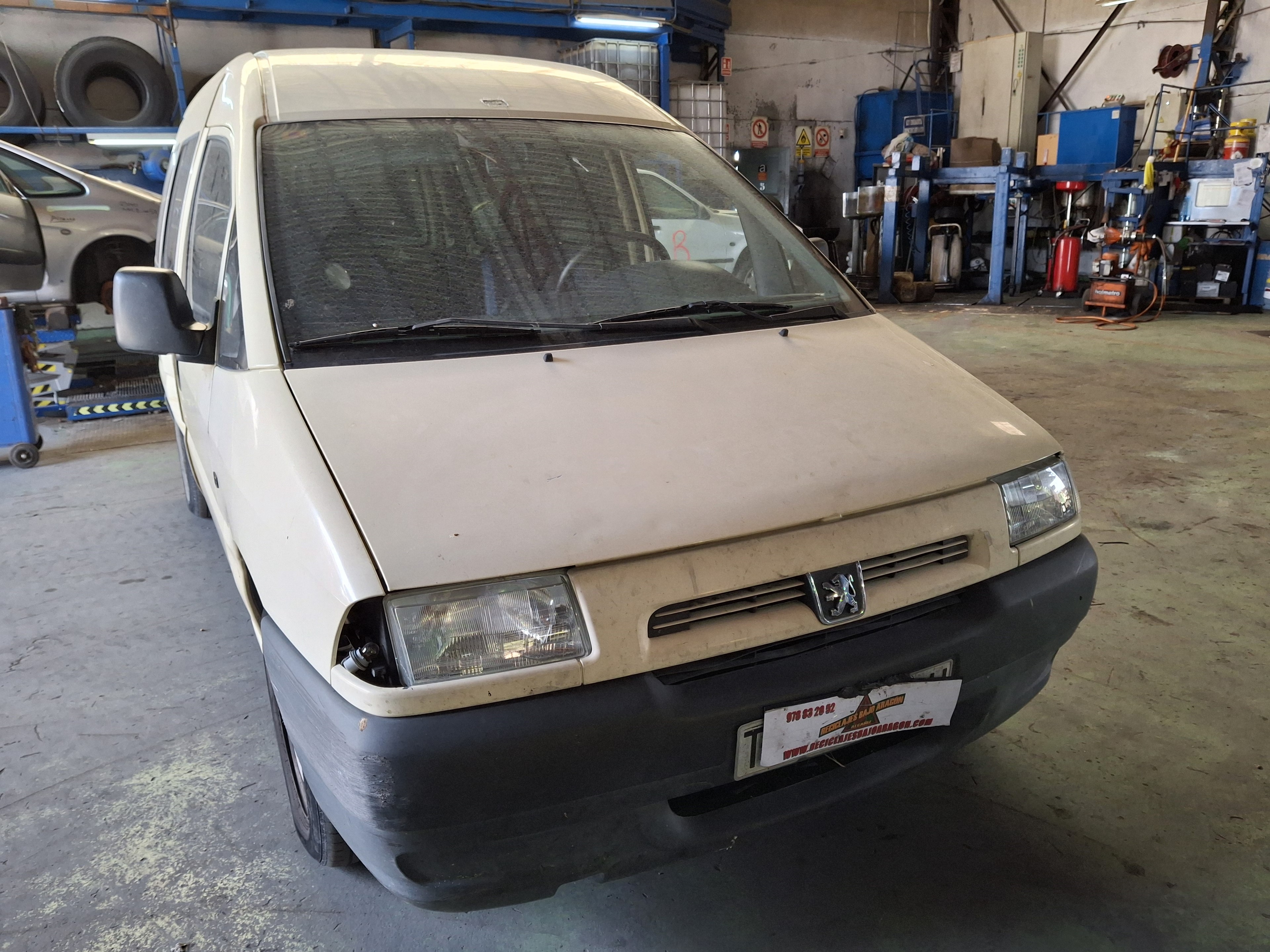 CAJA CAMBIOS PEUGEOT EXPERT D8B