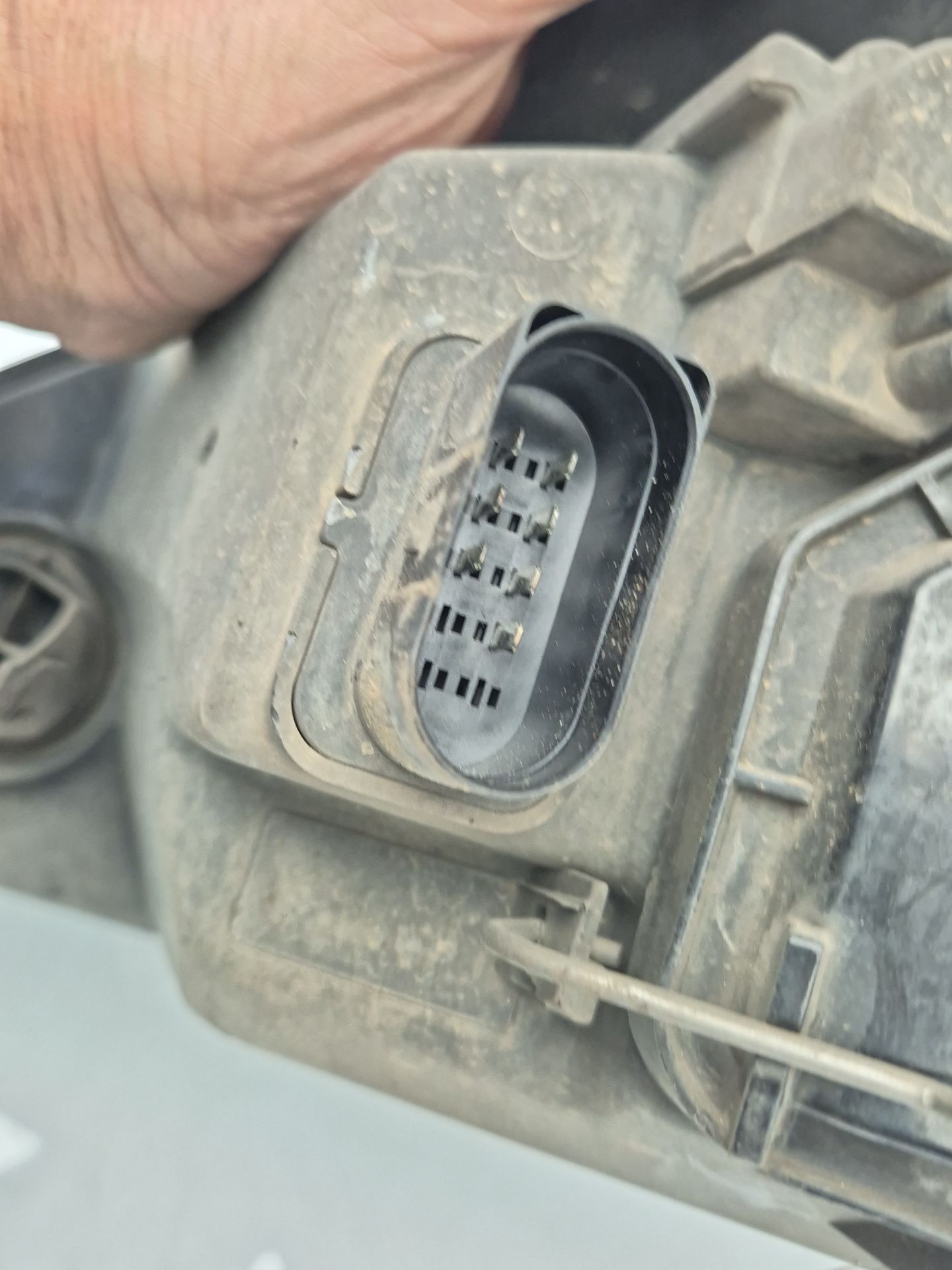 FARO DERECHO FORD FOCUS 