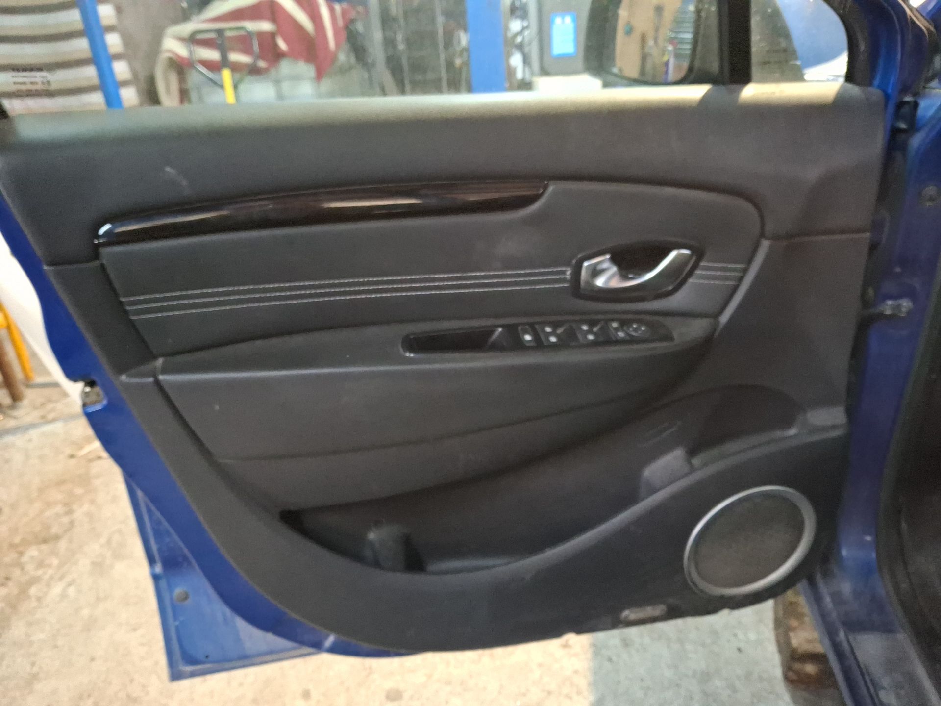 ASIENTO DELANTERO DERECHO RENAULT SC?NIC 