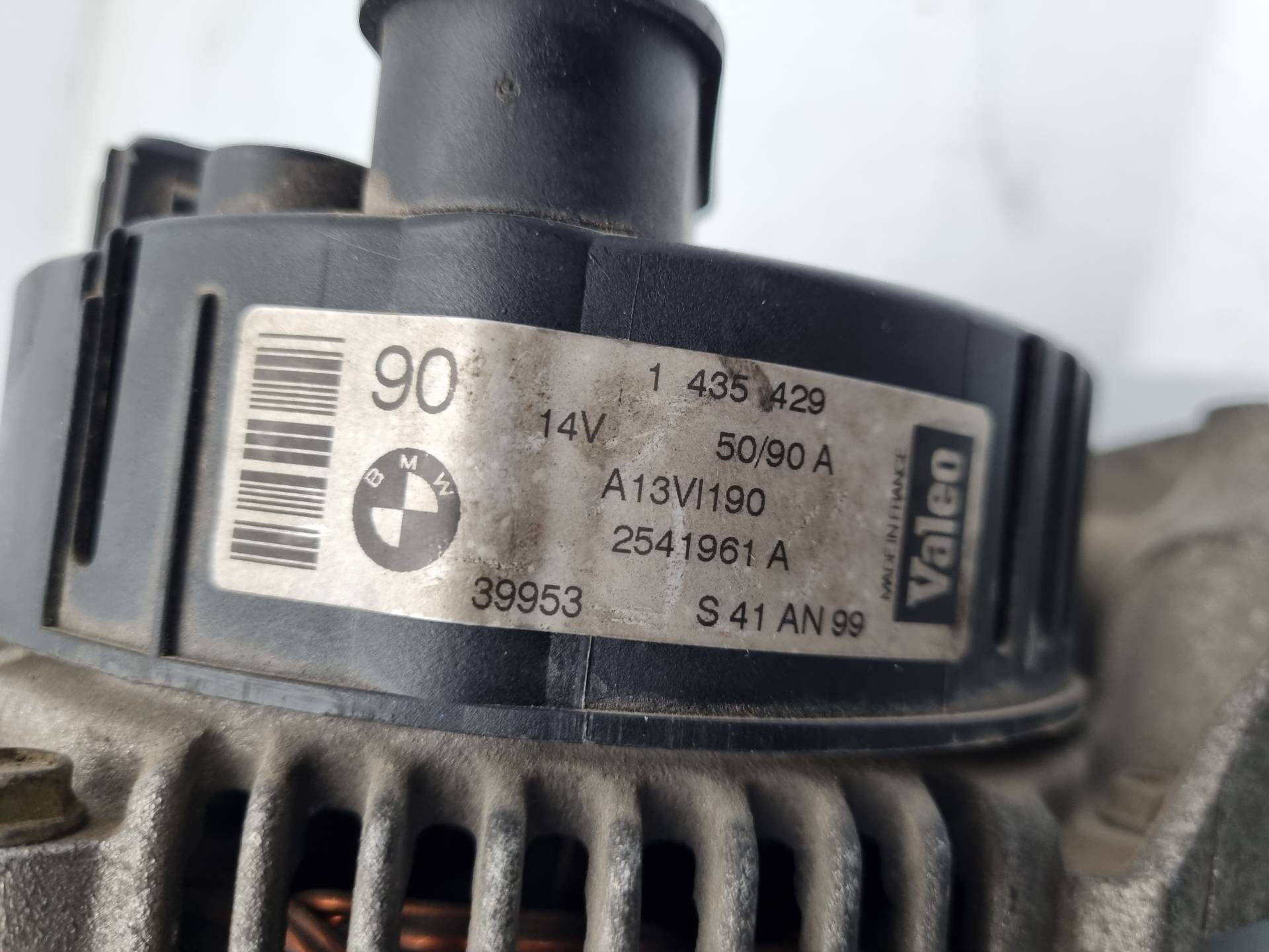 ALTERNADOR BMW 3 -- ESCOJA --