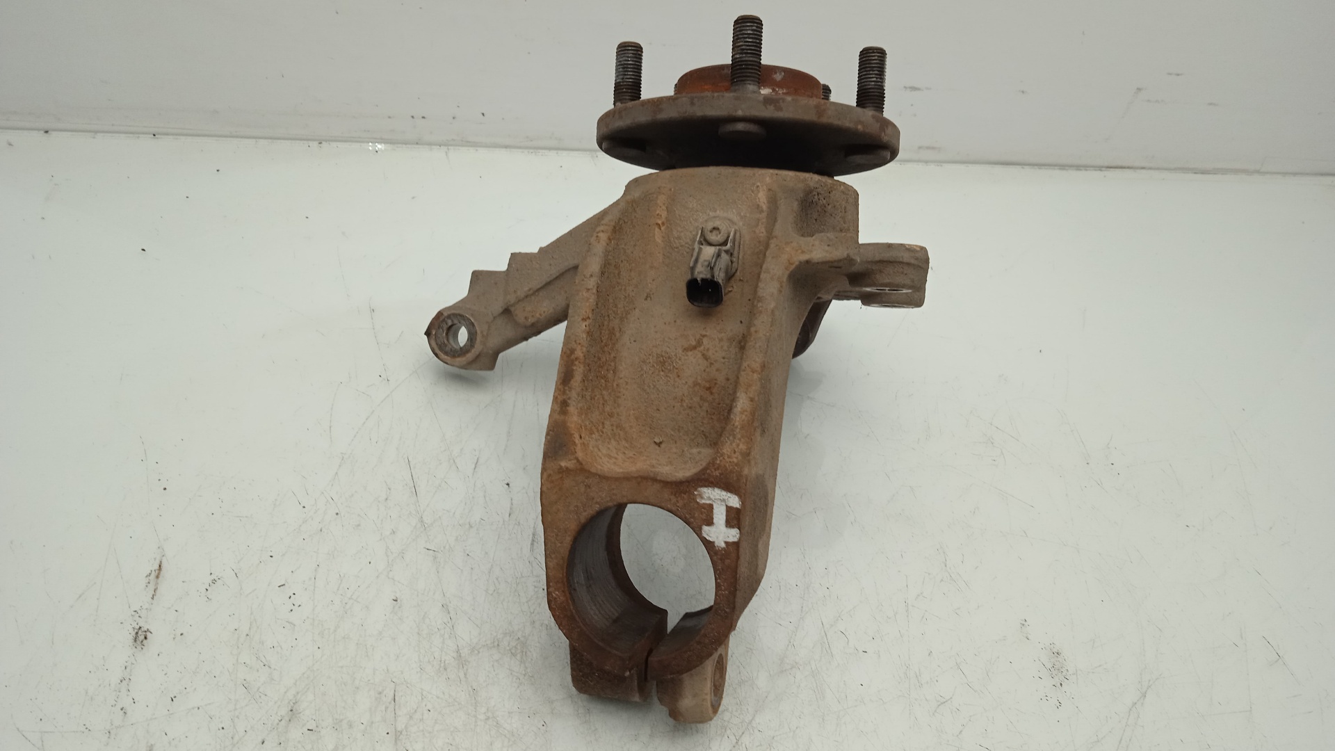 MANGUETA DELANTERA IZQUIERDA FORD FOCUS KKDA