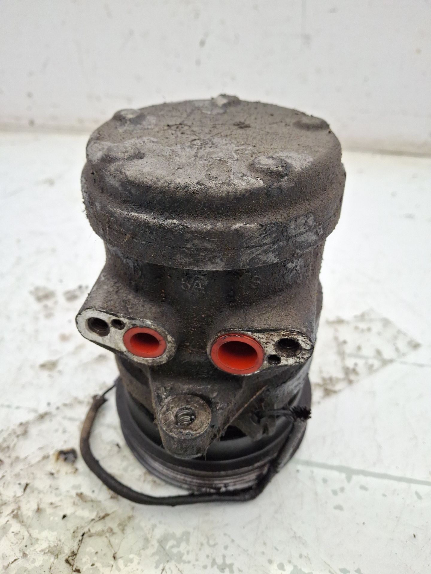 COMPRESOR AIRE ACONDICIONADO HYUNDAI ATOS 