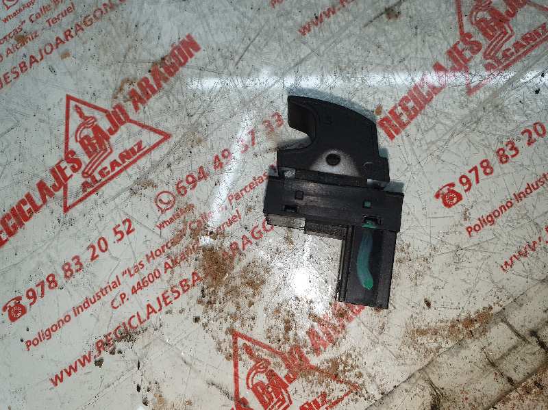 MANDO ELEVALUNAS DELANTERO DERECHO VOLKSWAGEN PASS BWA