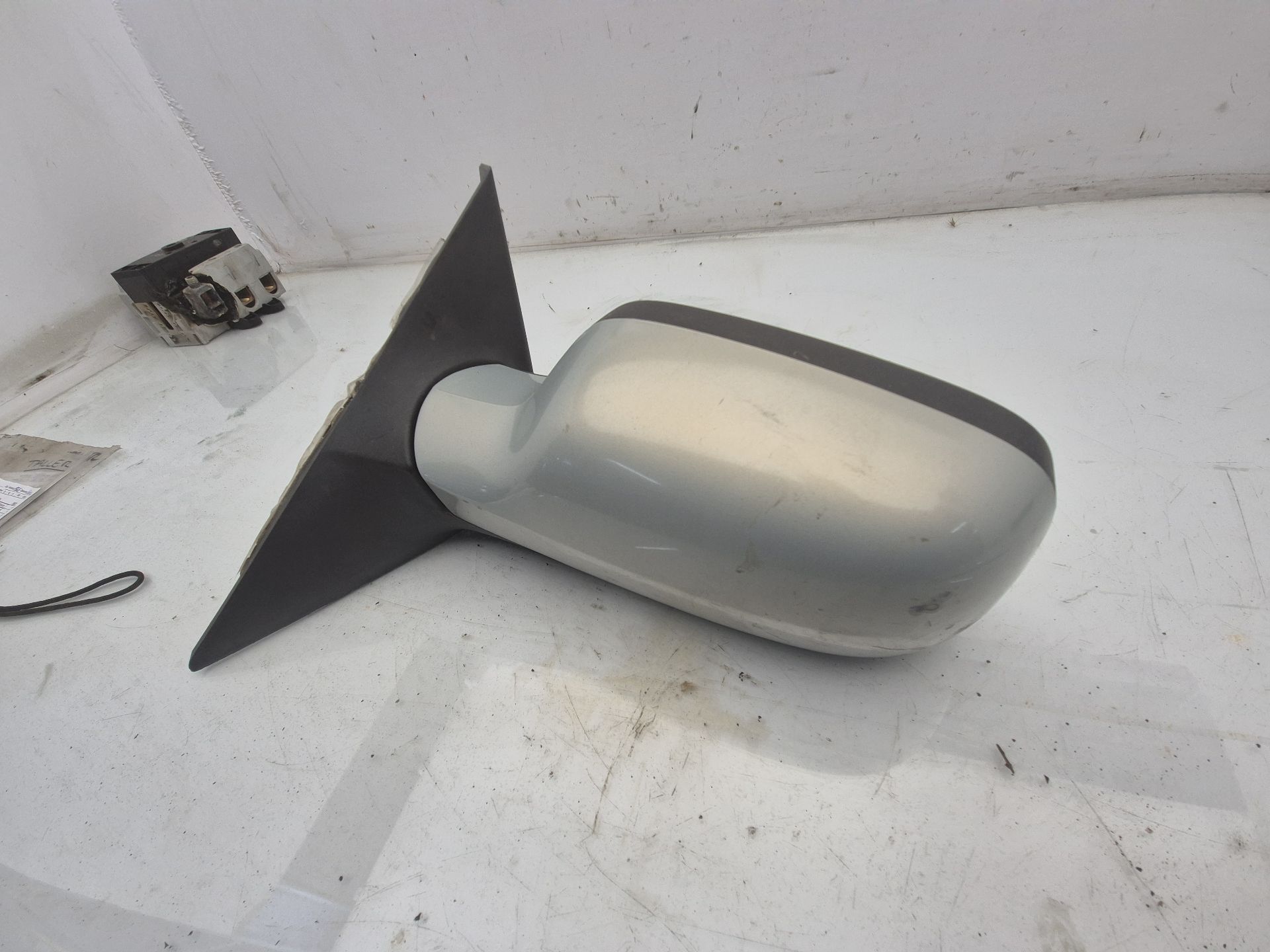 RETROVISOR IZQUIERDO RENAULT SC?NIC 