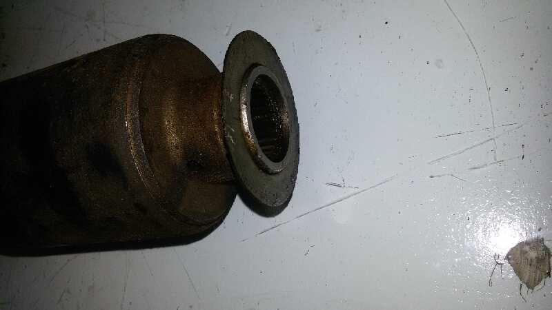 TRANSMISION DELANTERA DERECHA RENAULT RAPID/EXPRES F8M