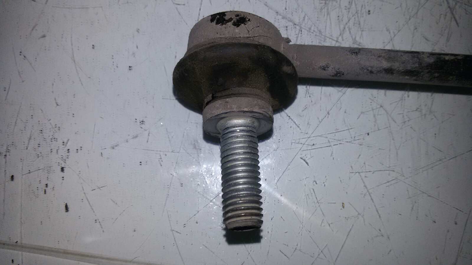 BIELETA ESTABILIZADORA DELANTERA IZQ. RENAULT MEGA K4M 760