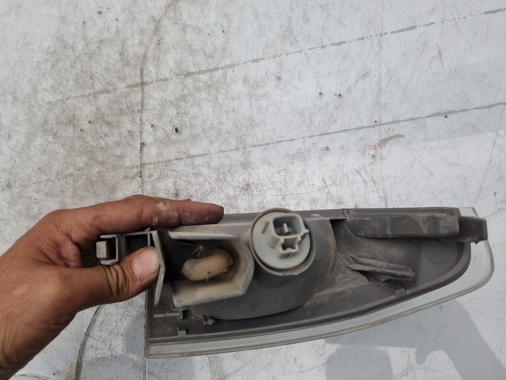 PILOTO DELANTERO DERECHO NISSAN X-TRAIL YD22