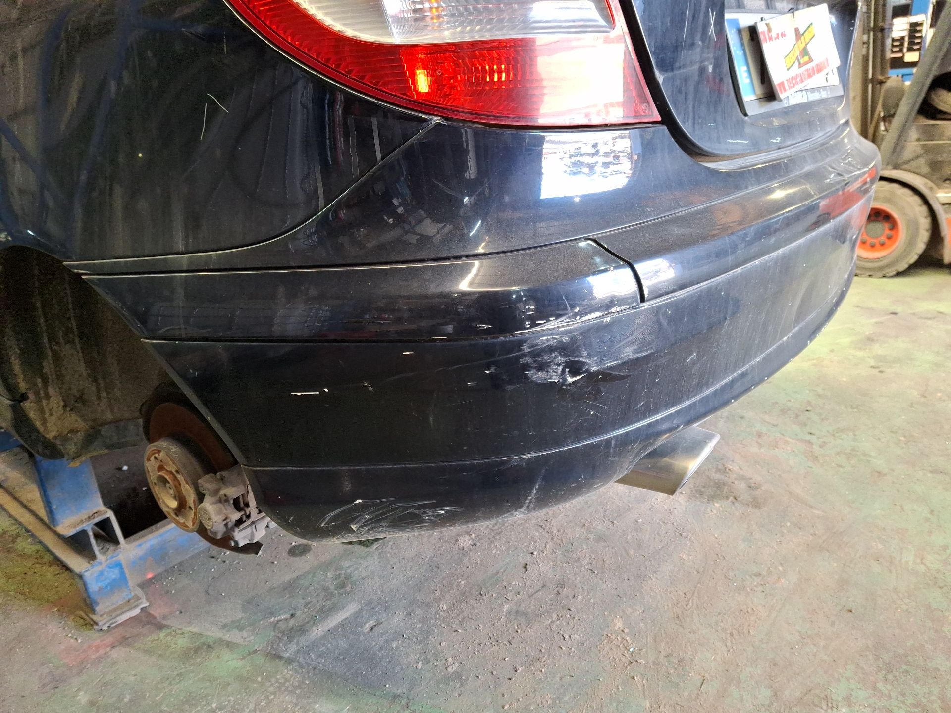 PARAGOLPES TRASERO MERCEDES-BENZ CLASE C 
