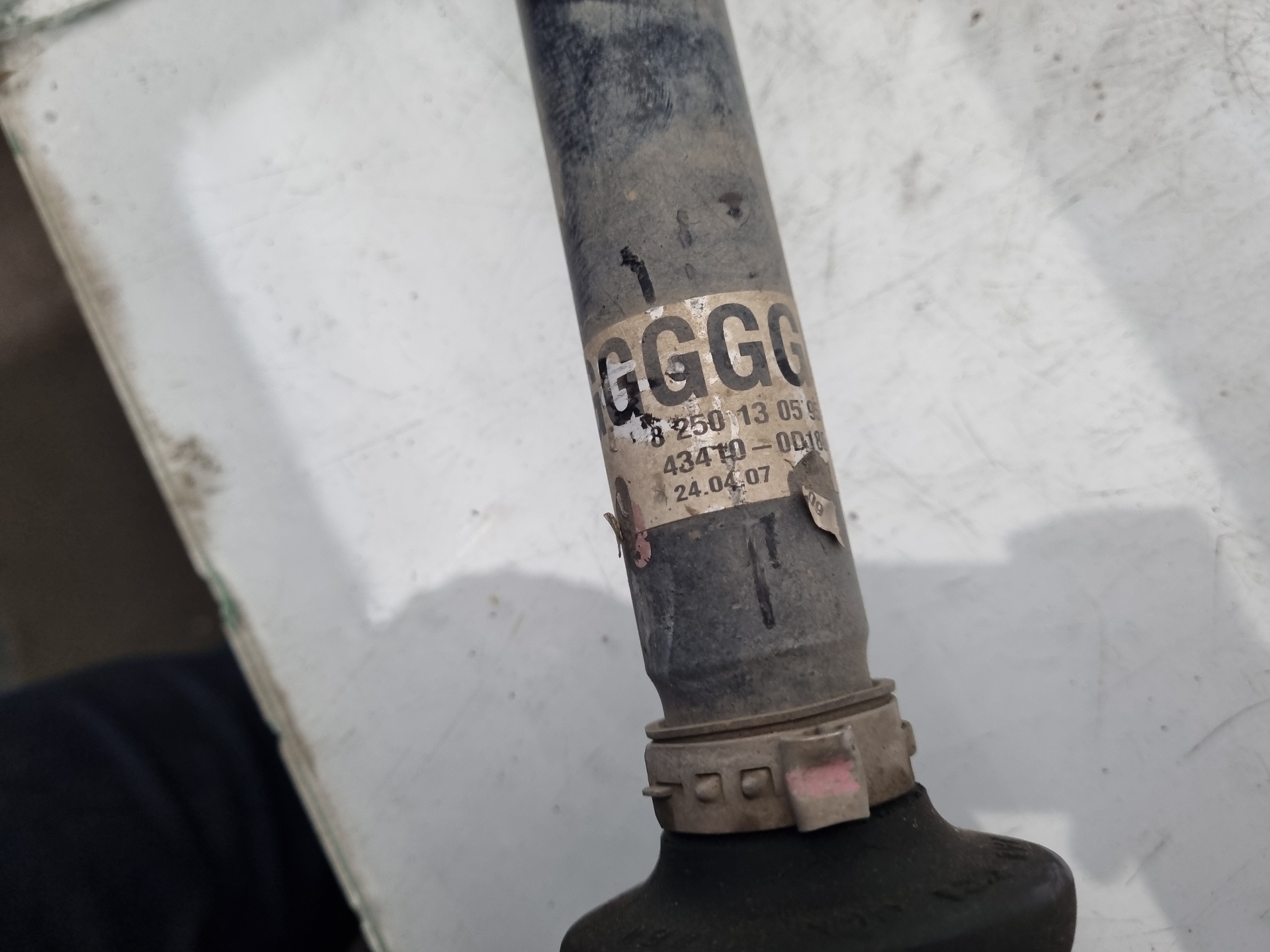 TRANSMISION DELANTERA DERECHA TOYOTA YARIS D1ND