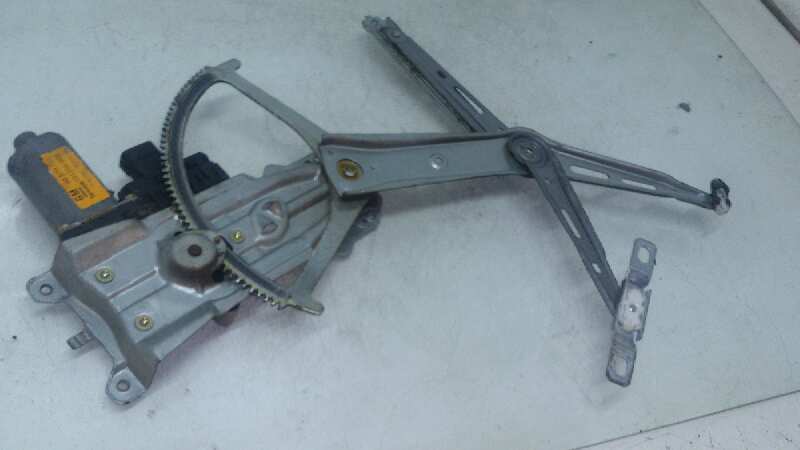 ELEVALUNAS DELANTERO DERECHO OPEL ZAFIRA X18XE1