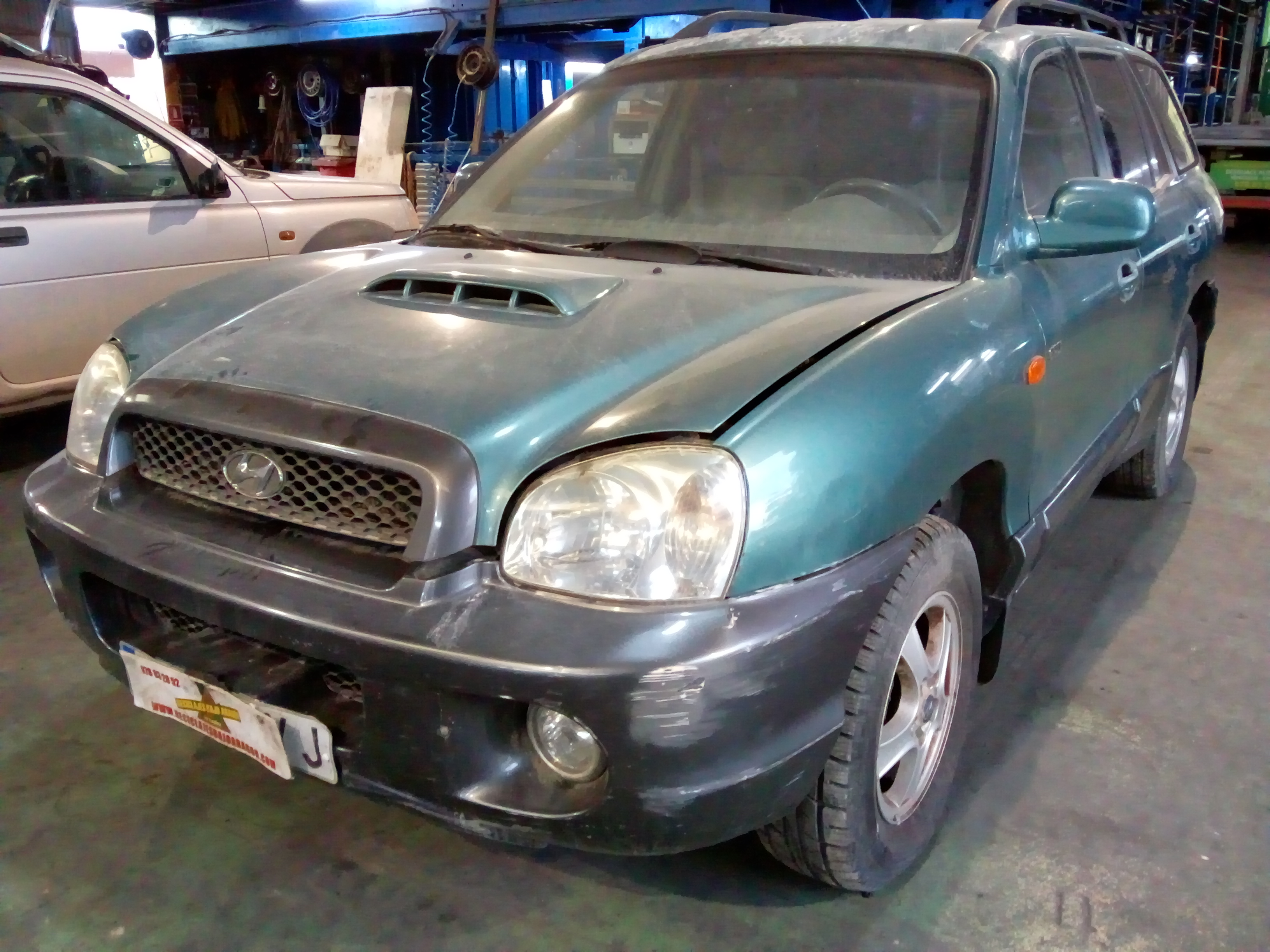 CAJA RELES / FUSIBLES HYUNDAI SANTA D4EA