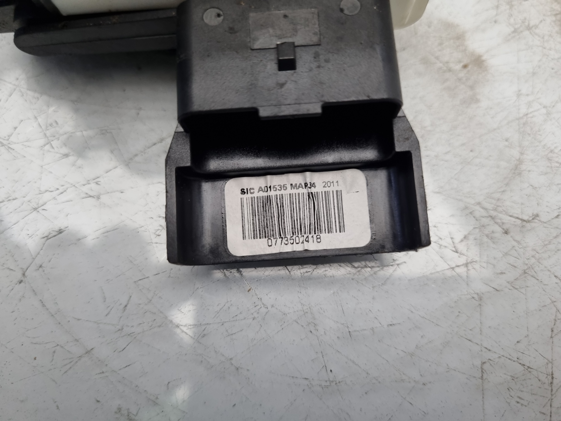 CERRADURA PUERTA DELANTERA DERECHA CITROEN C3 8HR