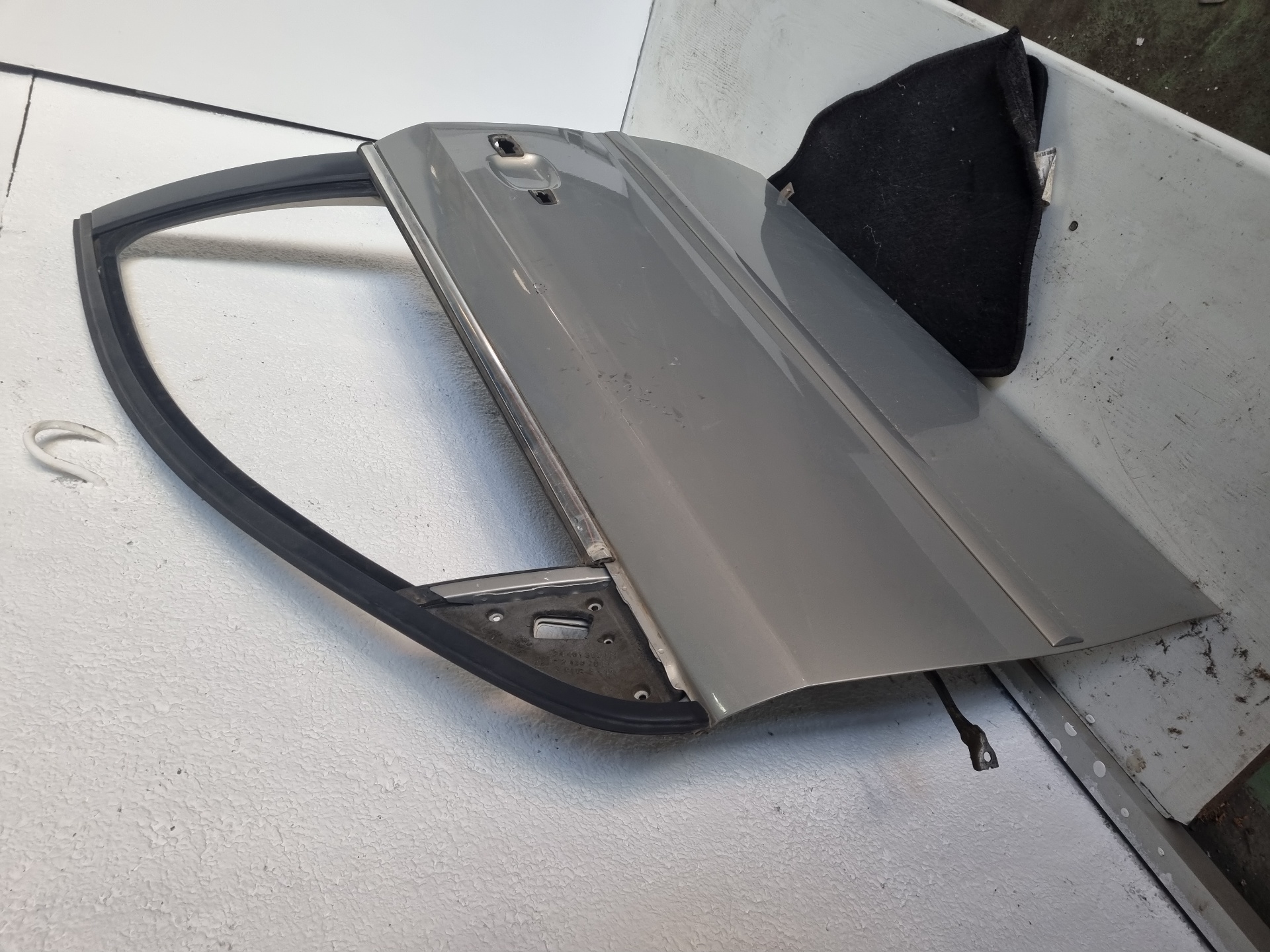 PUERTA DELANTERA IZQUIERDA OPEL VECTRA Z19DT