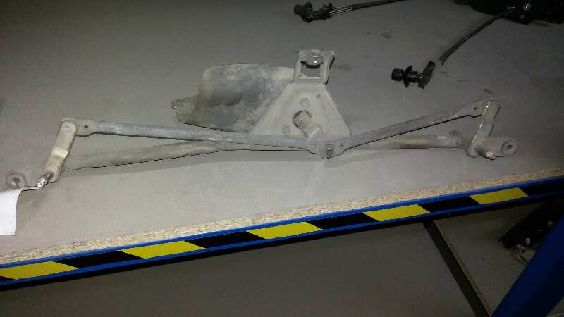 MOTOR LIMPIA DELANTERO SEAT CORDOBA 