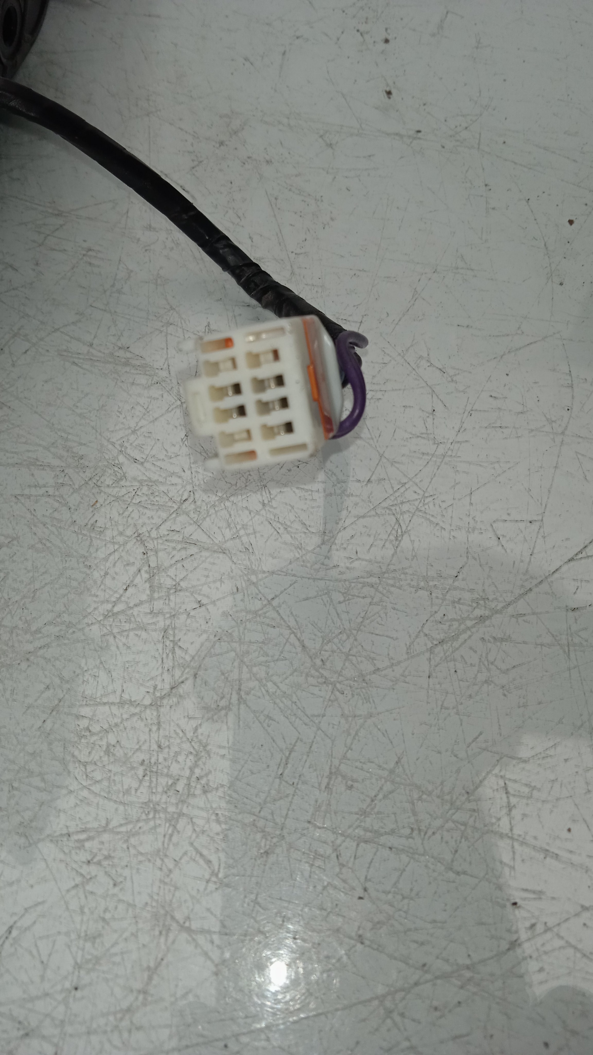 RETROVISOR IZQUIERDO MAZDA 6 L8