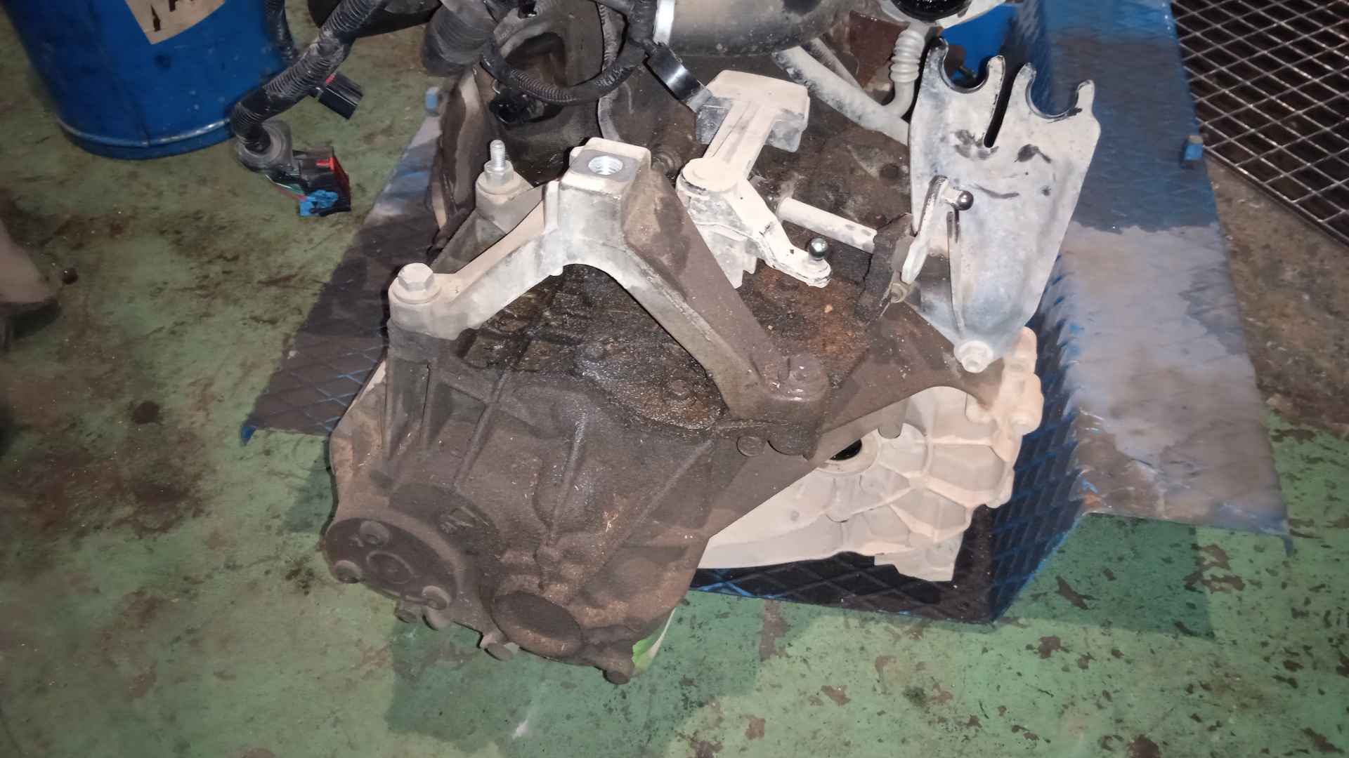 CAJA CAMBIOS FORD FOCUS KKDA