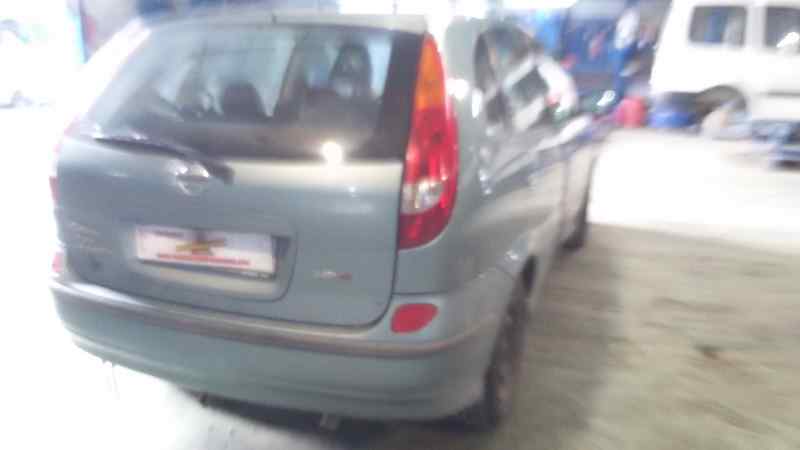 FARO ANTINIEBLA IZQUIERDO NISSAN ALMERA YD22