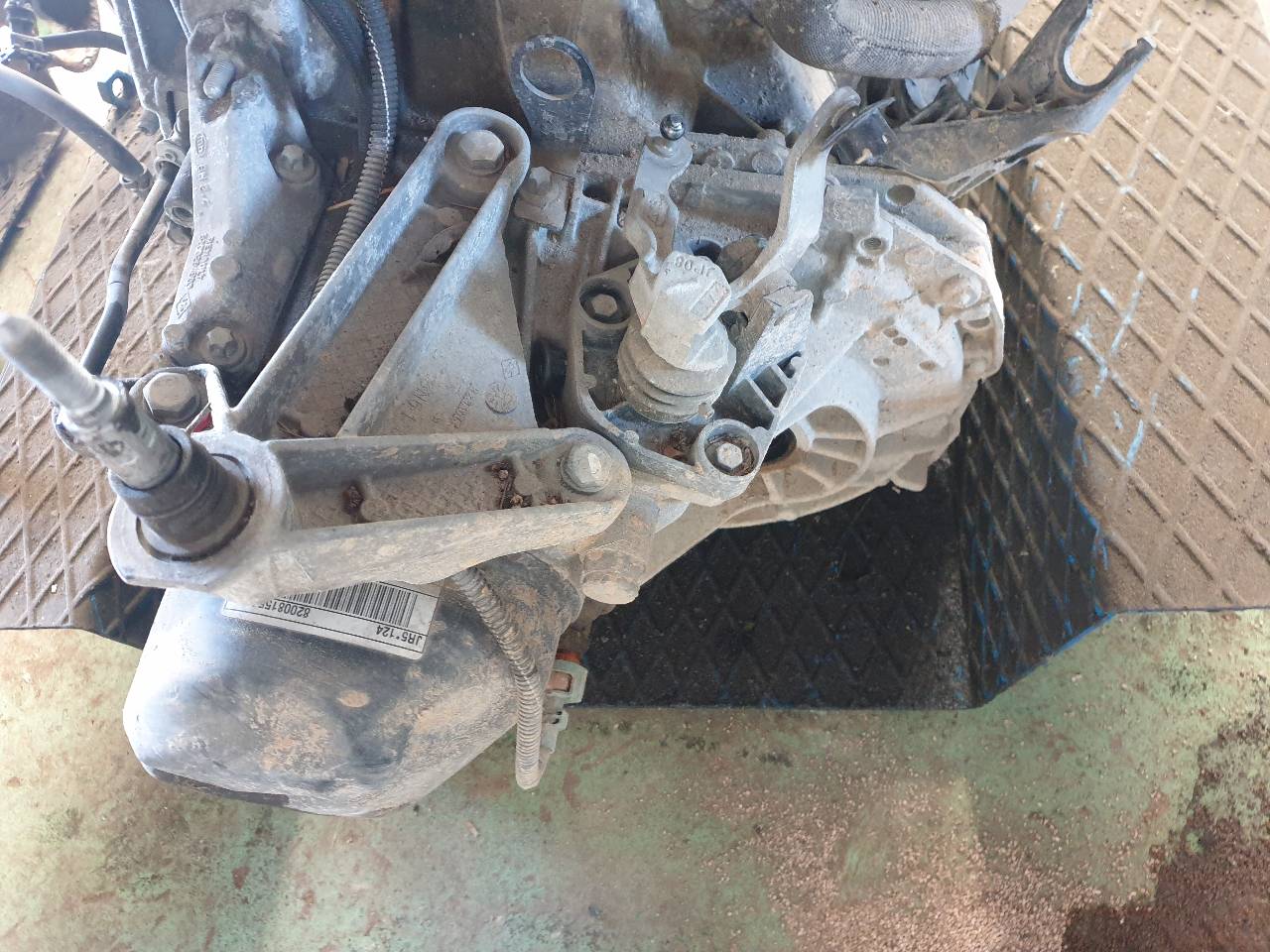 CAJA CAMBIOS RENAULT CLIO K9K T7