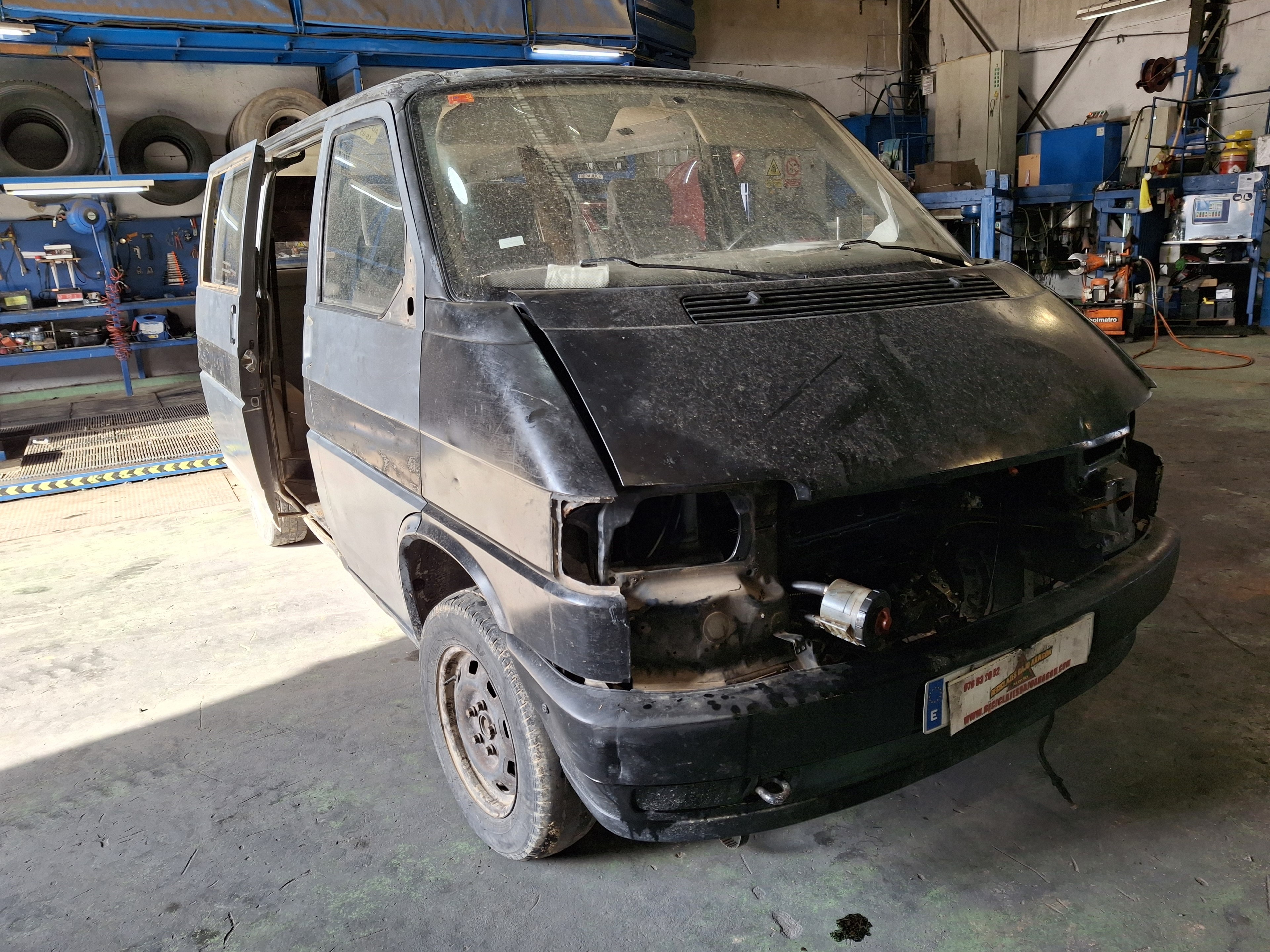 PILOTO TRASERO DERECHO VOLKSWAGEN TRANSPORTER AAB