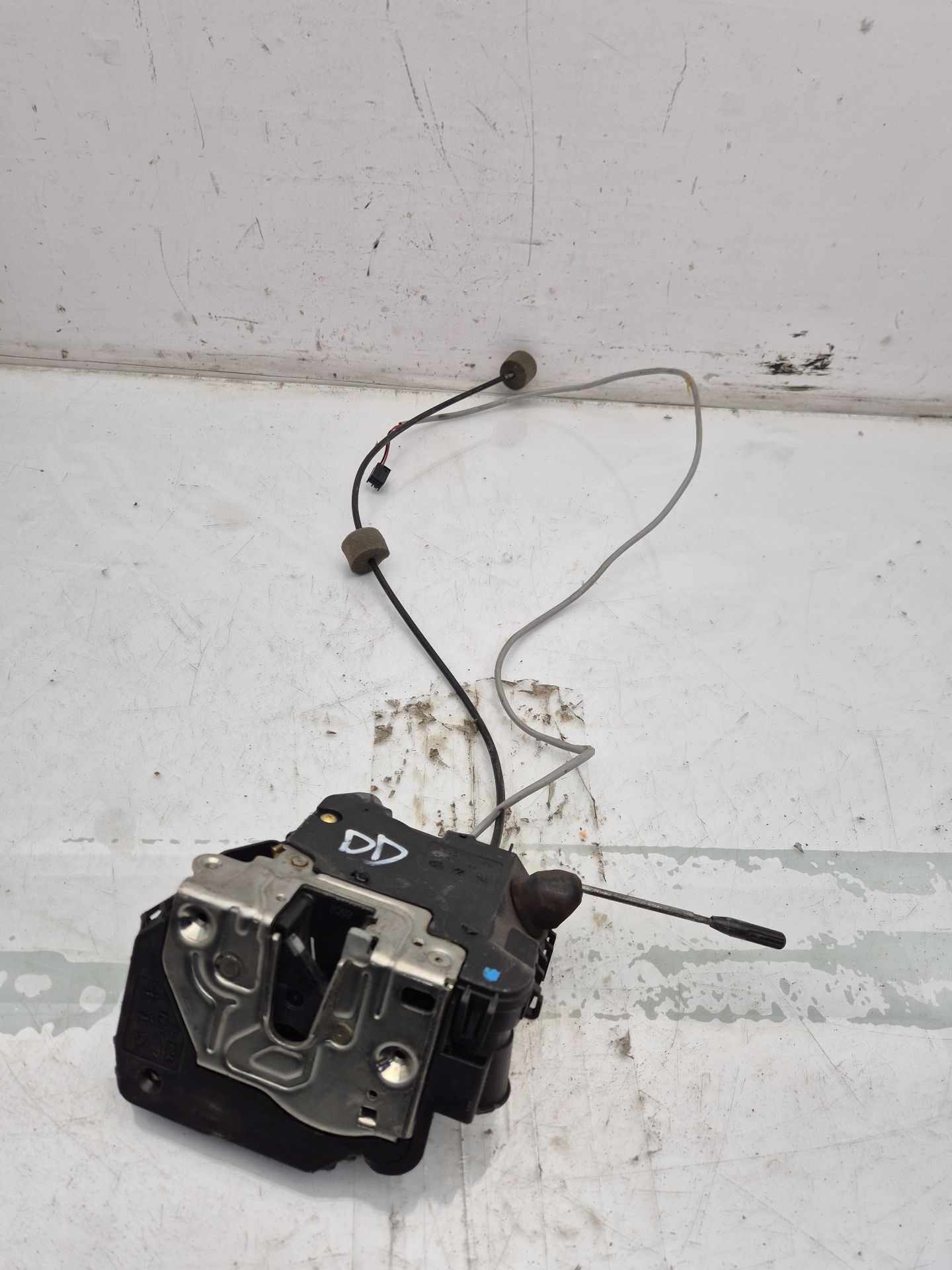 CERRADURA PUERTA DELANTERA DERECHA MERCEDES-BENZ C 