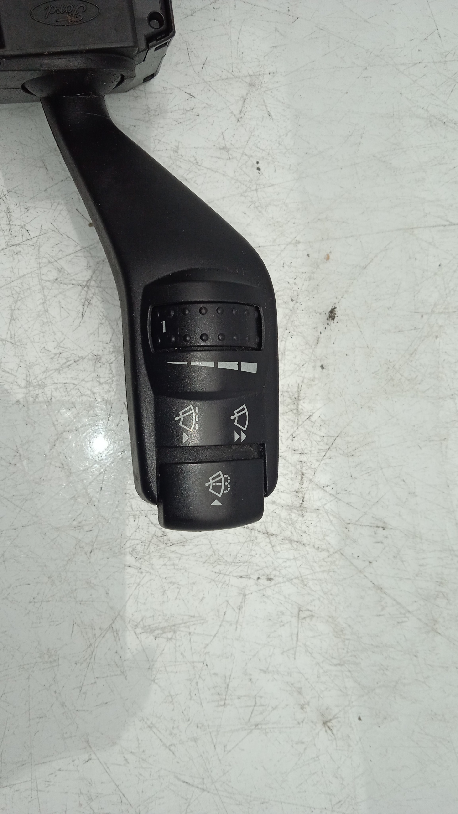 MANDO LIMPIA FORD FOCUS G6DA