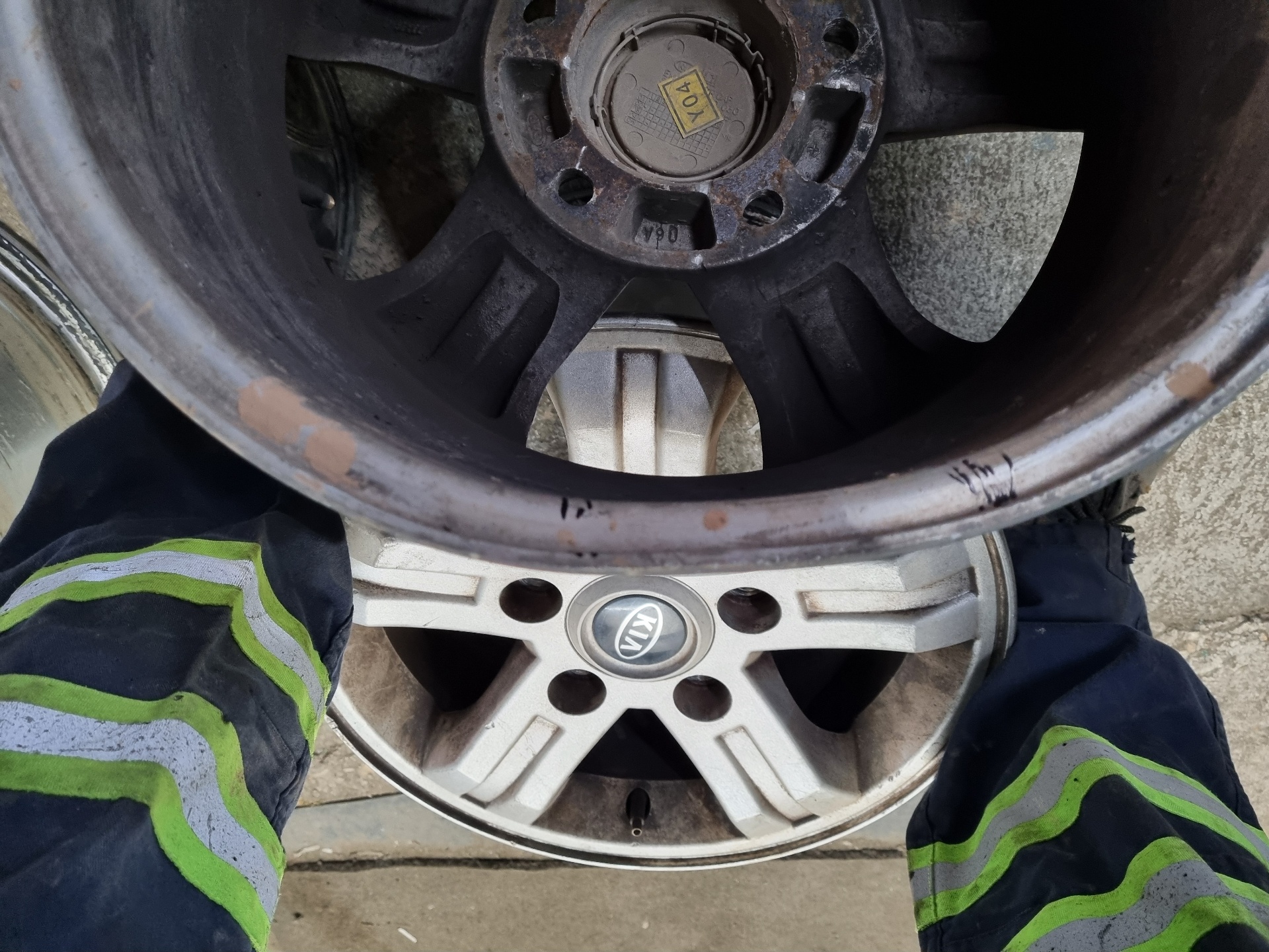 JUEGO LLANTAS KIA SORENTO G4JS