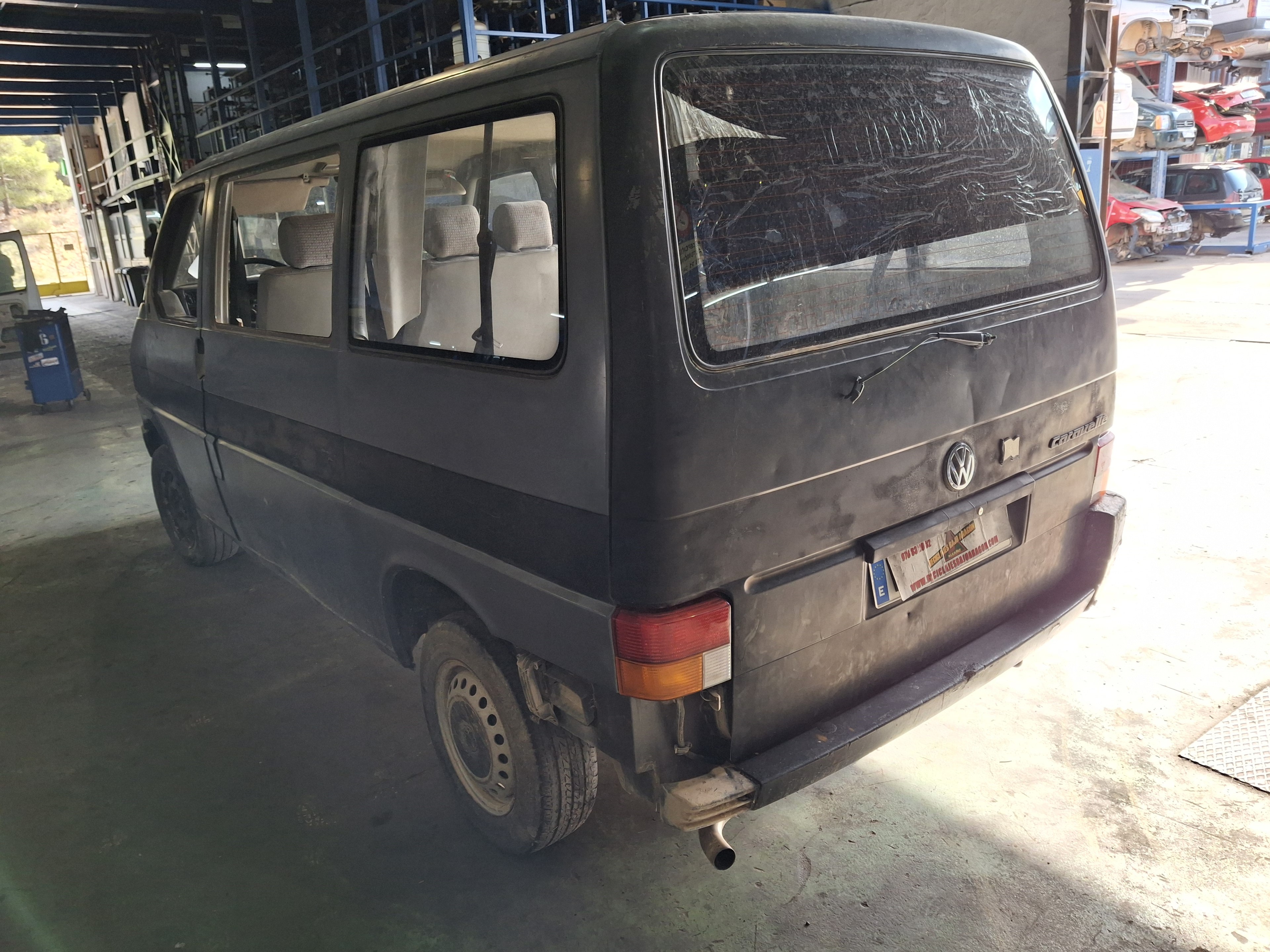 PILOTO TRASERO DERECHO VOLKSWAGEN TRANSPORTER AAB