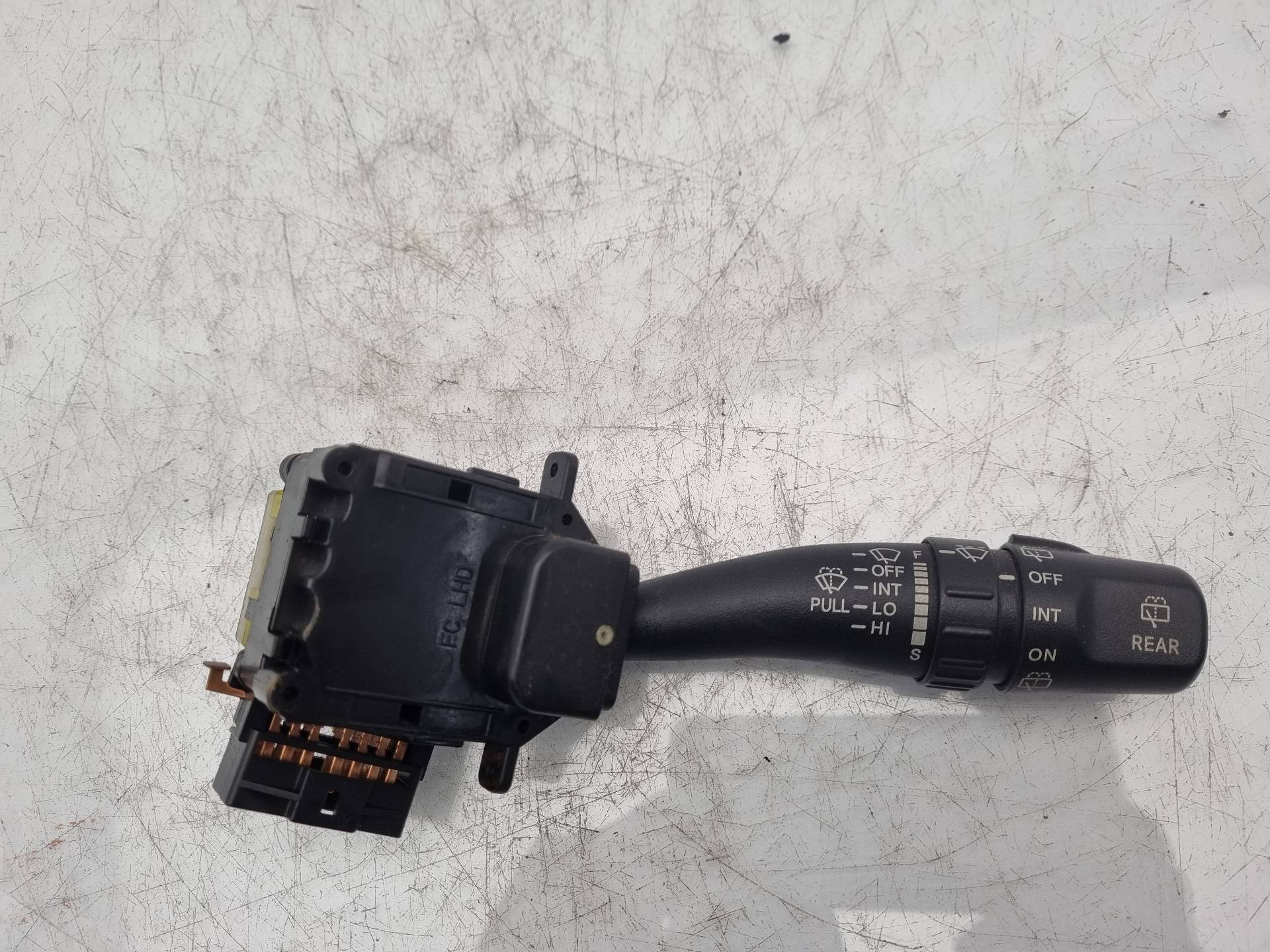 MANDO INTERMITENTES KIA CERATO D4EA