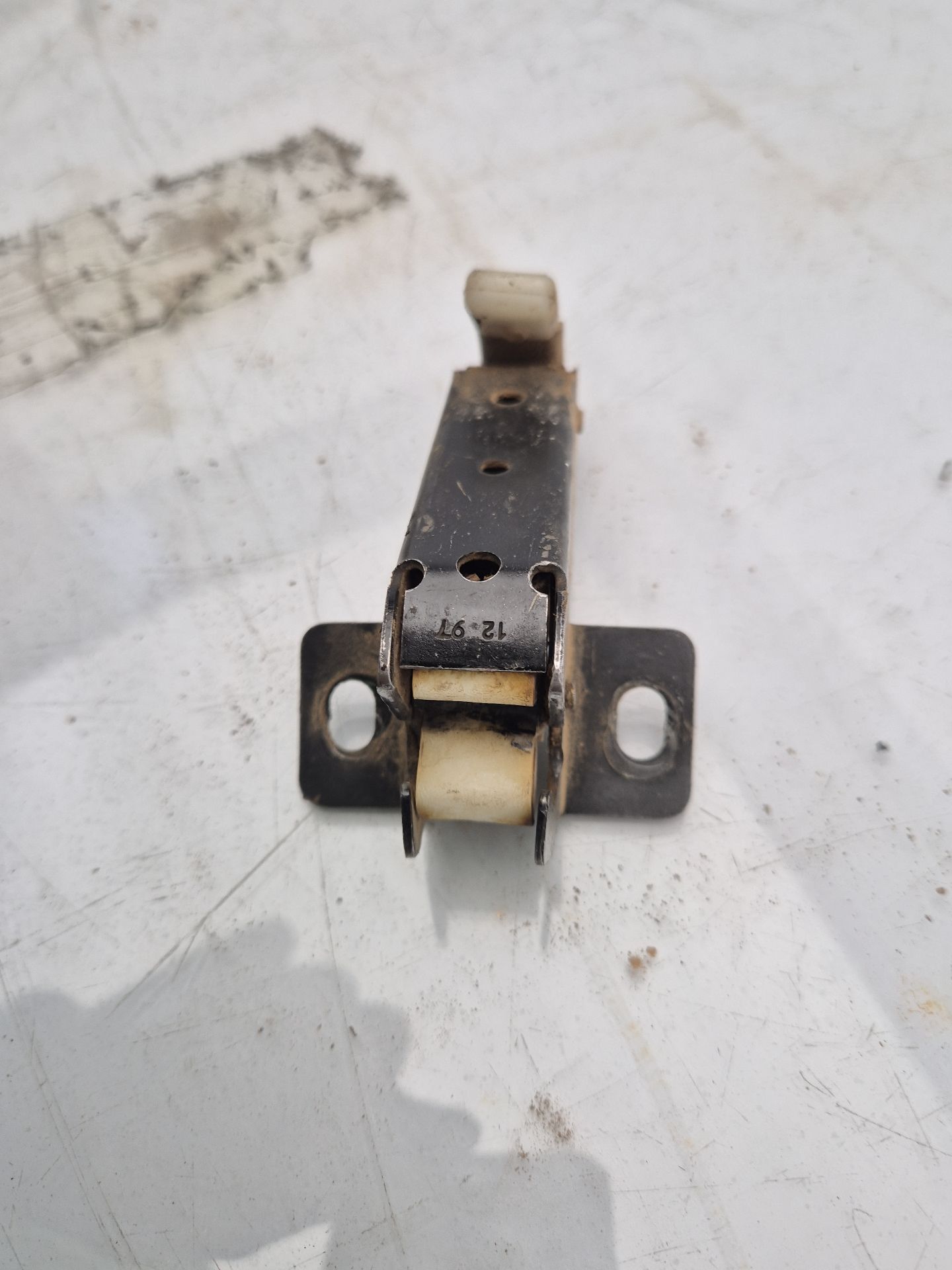 CERRADURA MALETERO / PORTON CITRO?N C15 