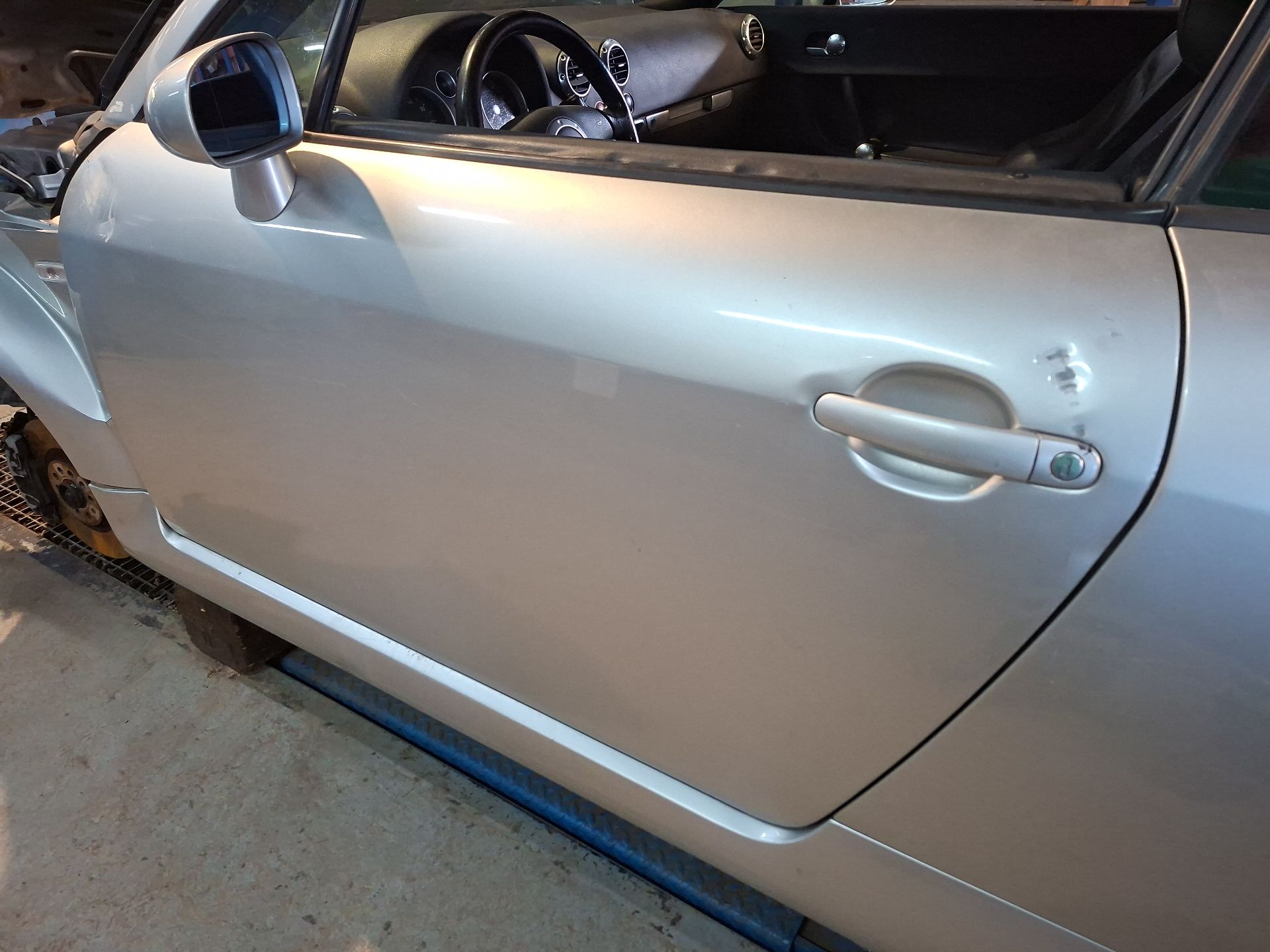 PUERTA DELANTERA IZQUIERDA AUDI TT 