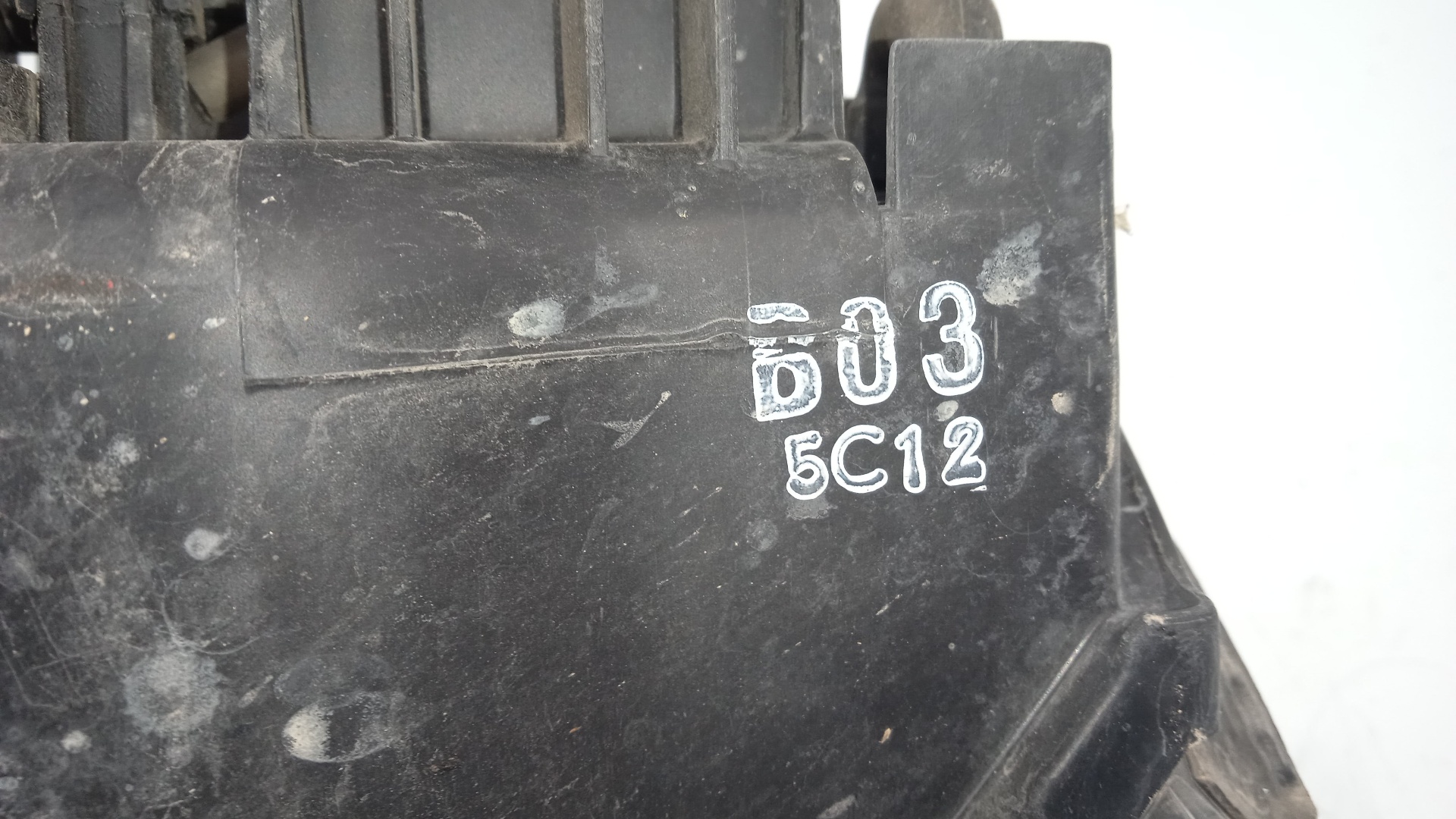 FARO DERECHO HYUNDAI SANTA D4EA