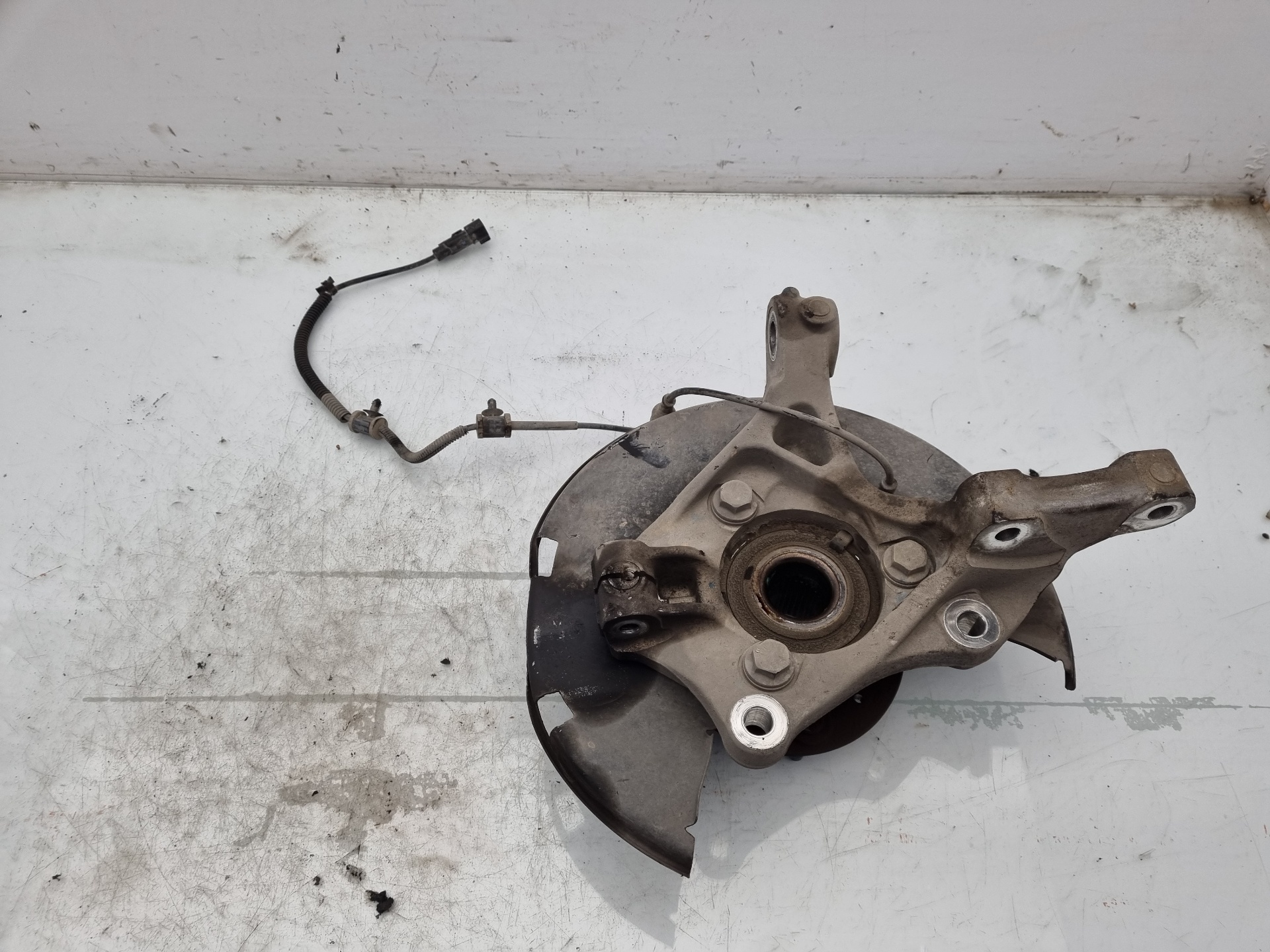 MANGUETA DELANTERA IZQUIERDA CHEVROLET CRUZE Z20D1